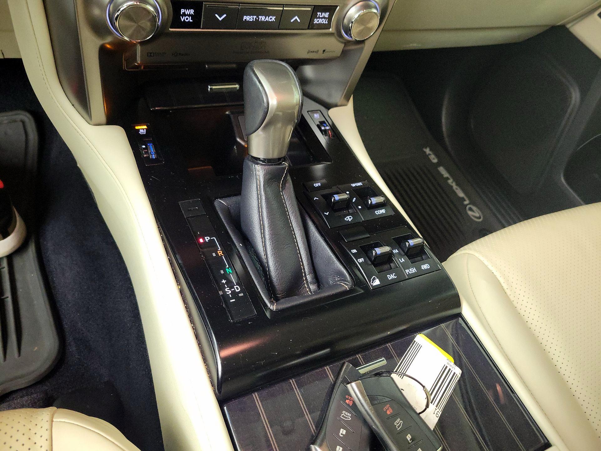 Thumbnail: 2020 Lexus GX - 18