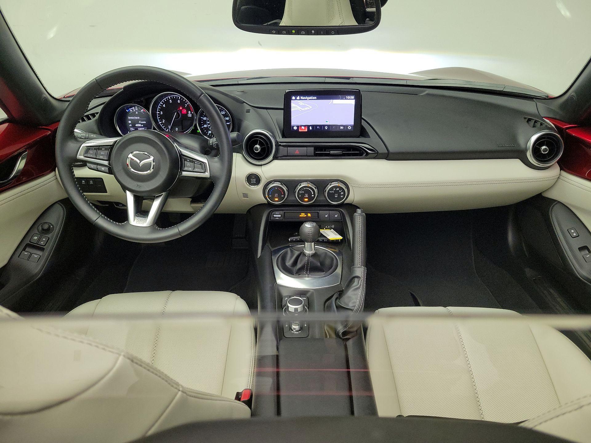 Thumbnail: 2021 Mazda MX-5 Miata - 9