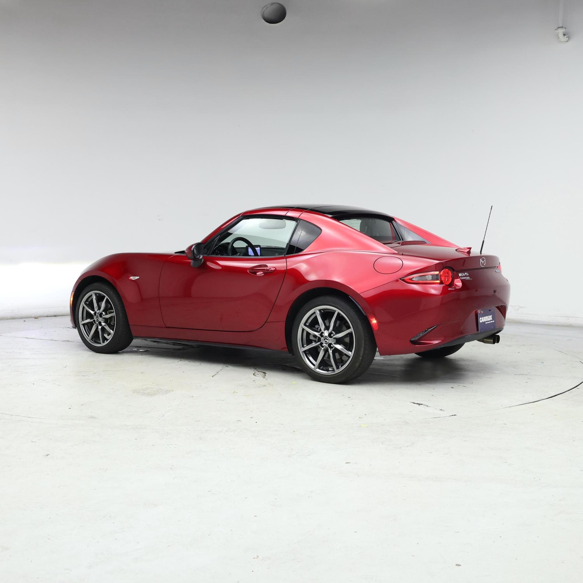 Thumbnail: 2021 Mazda MX-5 Miata - 6