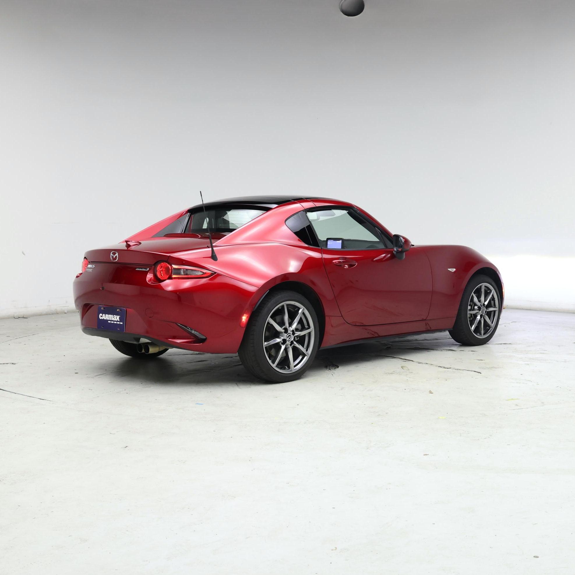Thumbnail: 2021 Mazda MX-5 Miata - 7