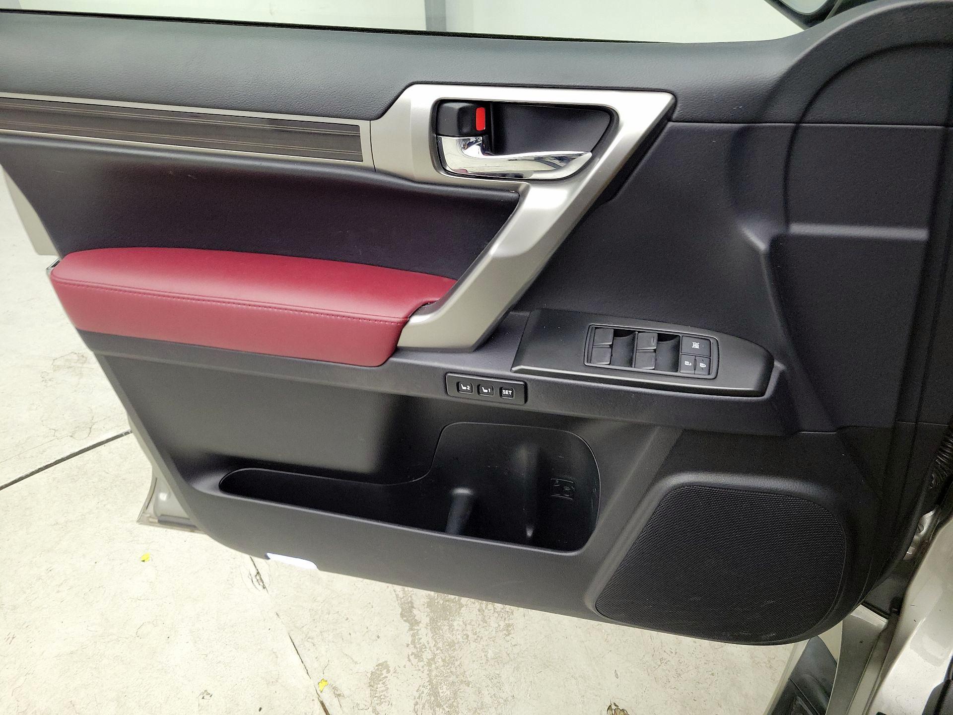 Thumbnail: 2022 Lexus GX - 12