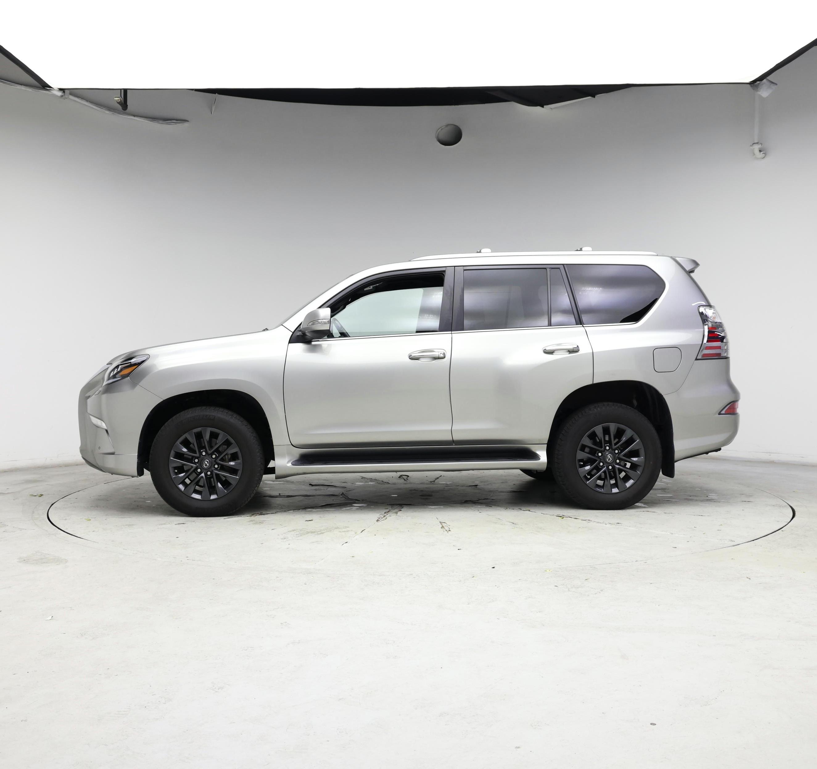 Thumbnail: 2022 Lexus GX - 3