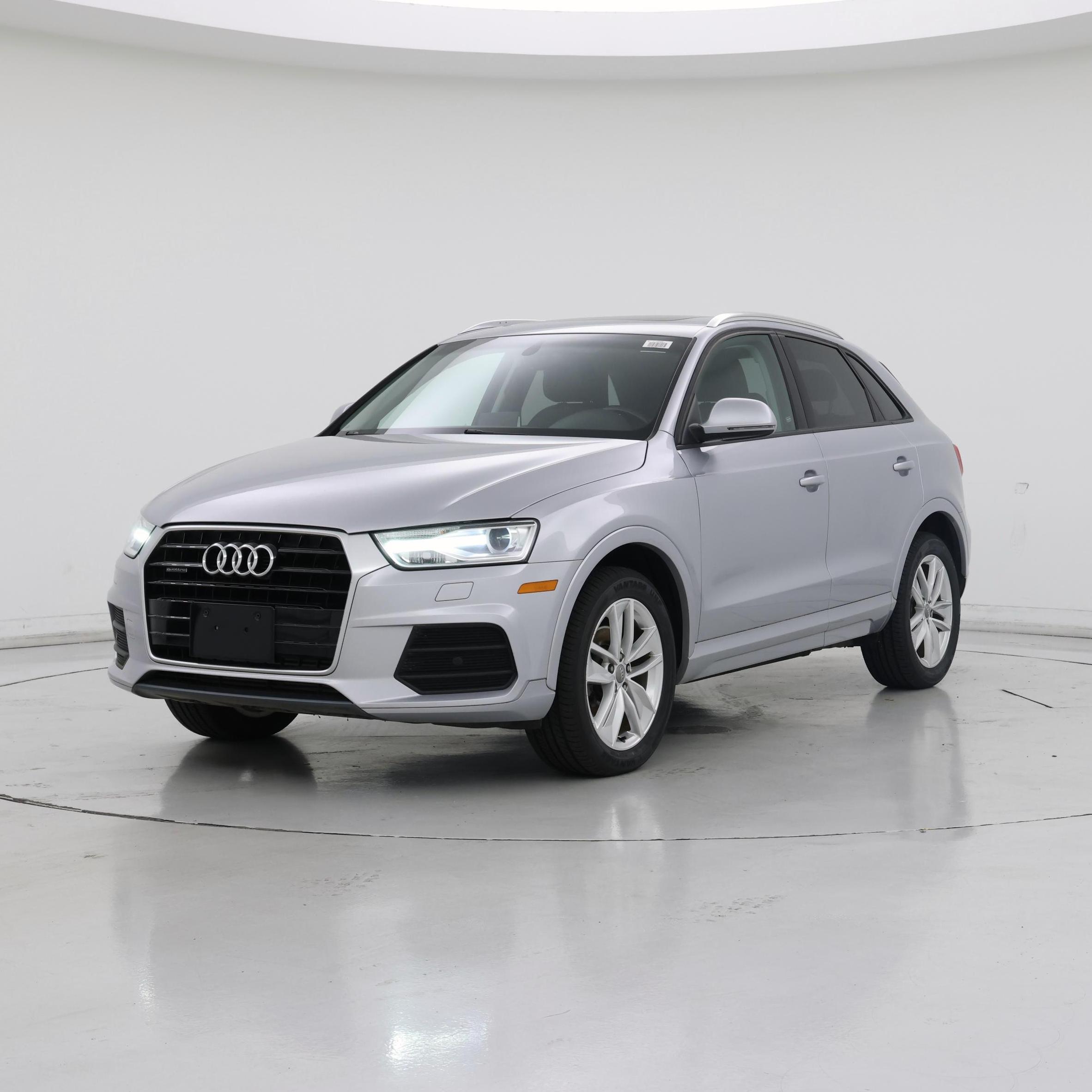 Thumbnail: 2017 Audi Q3 - 4
