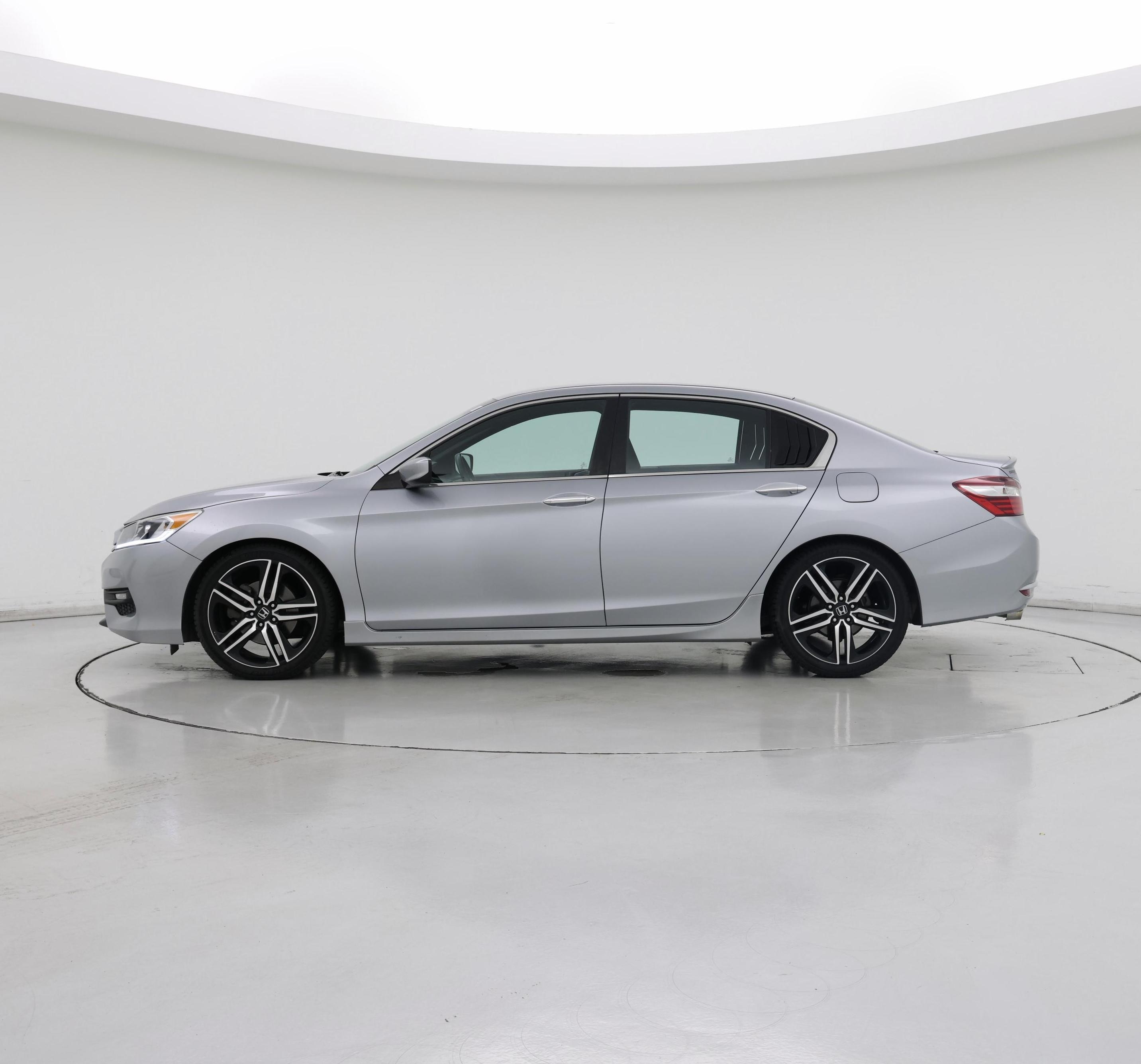 Thumbnail: 2017 Honda Accord - 3