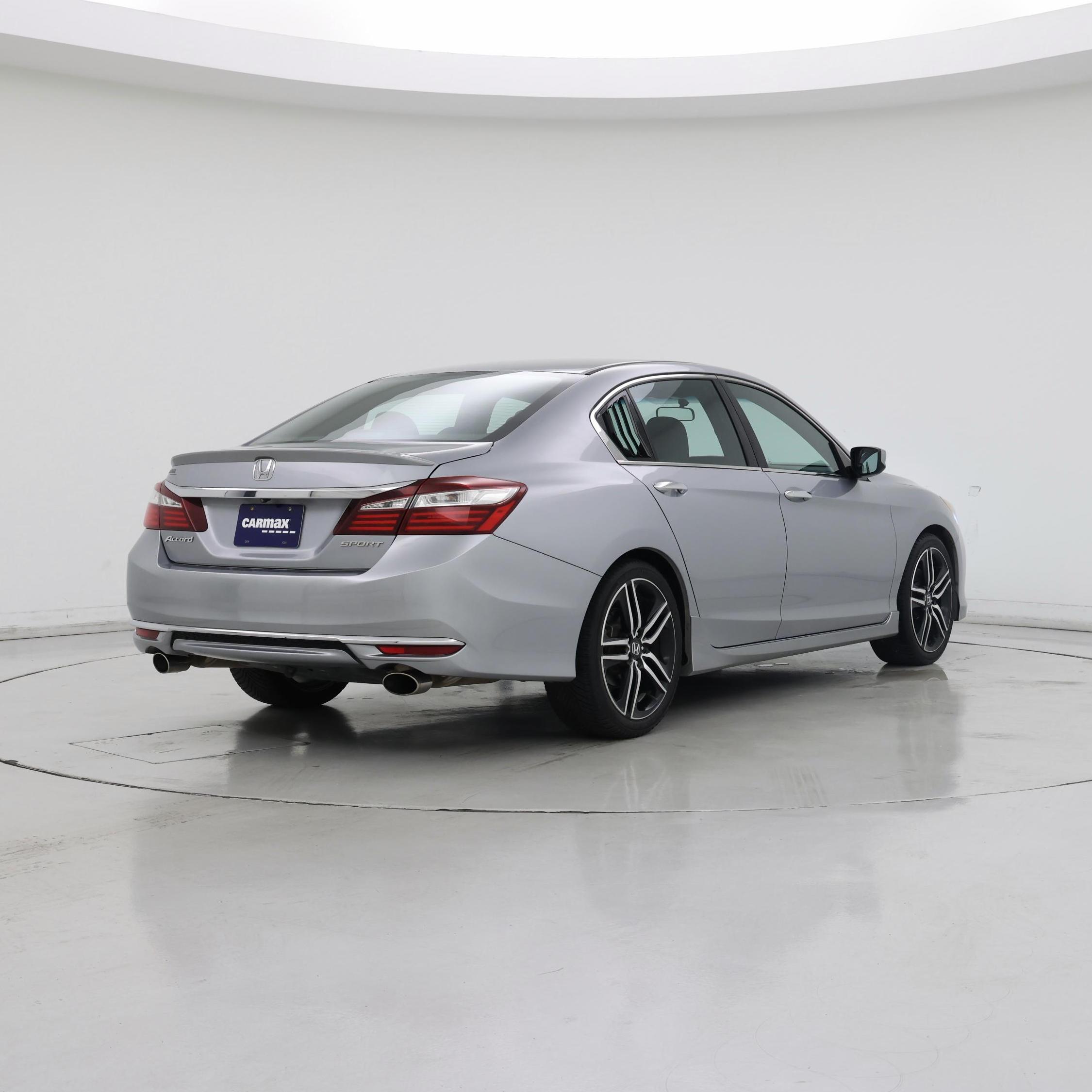 Thumbnail: 2017 Honda Accord - 8