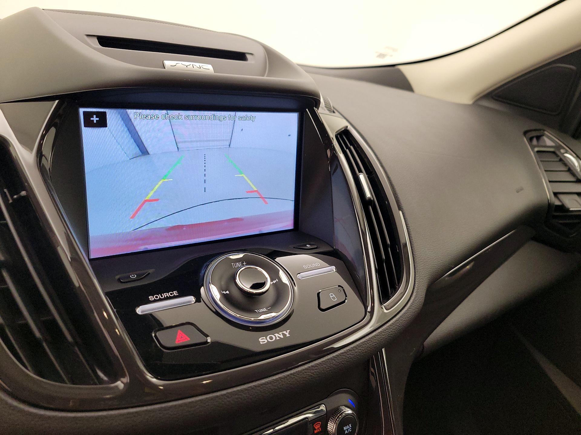 Thumbnail: 2016 Ford Escape - 14