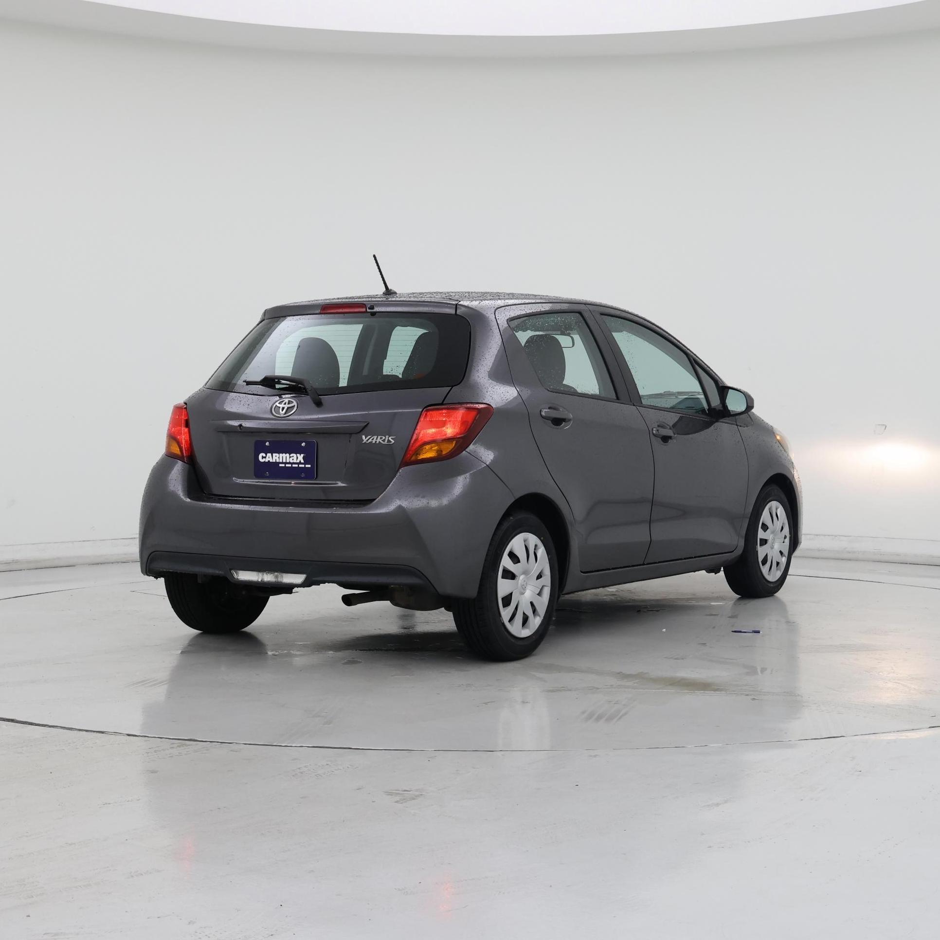 Thumbnail: 2015 Toyota Yaris - 8