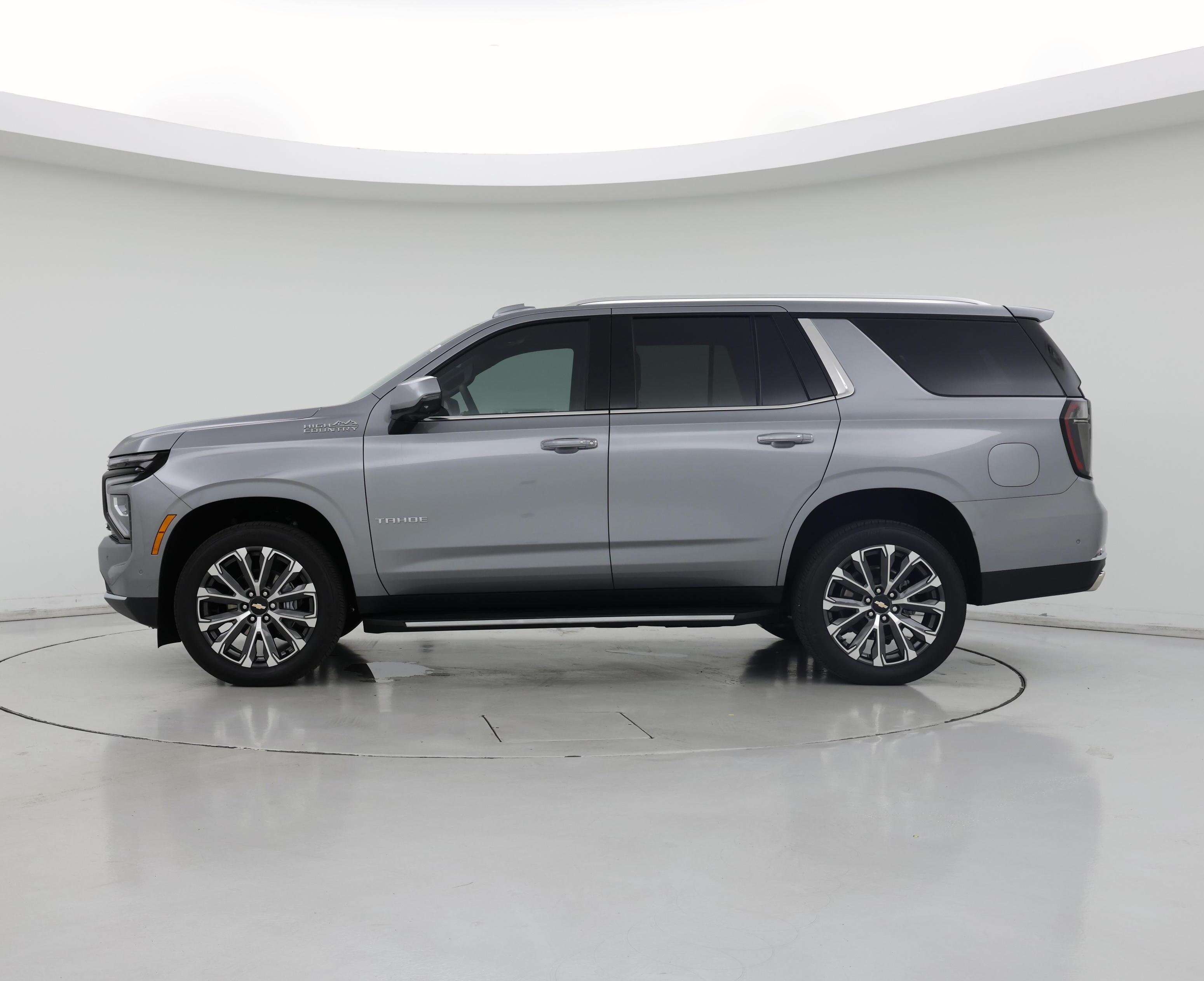 Thumbnail: 2025 Chevrolet Tahoe - 3