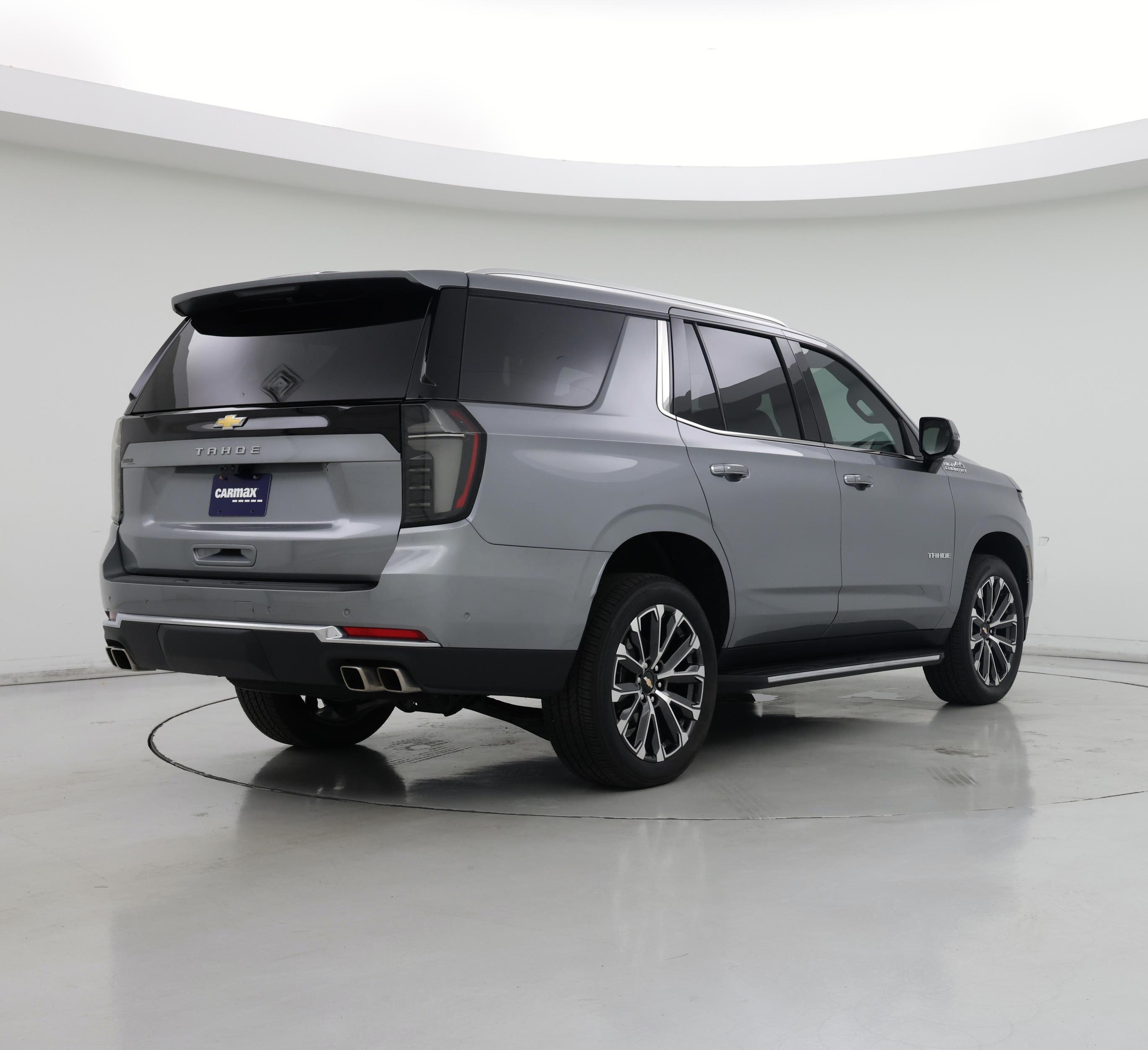 Thumbnail: 2025 Chevrolet Tahoe - 8