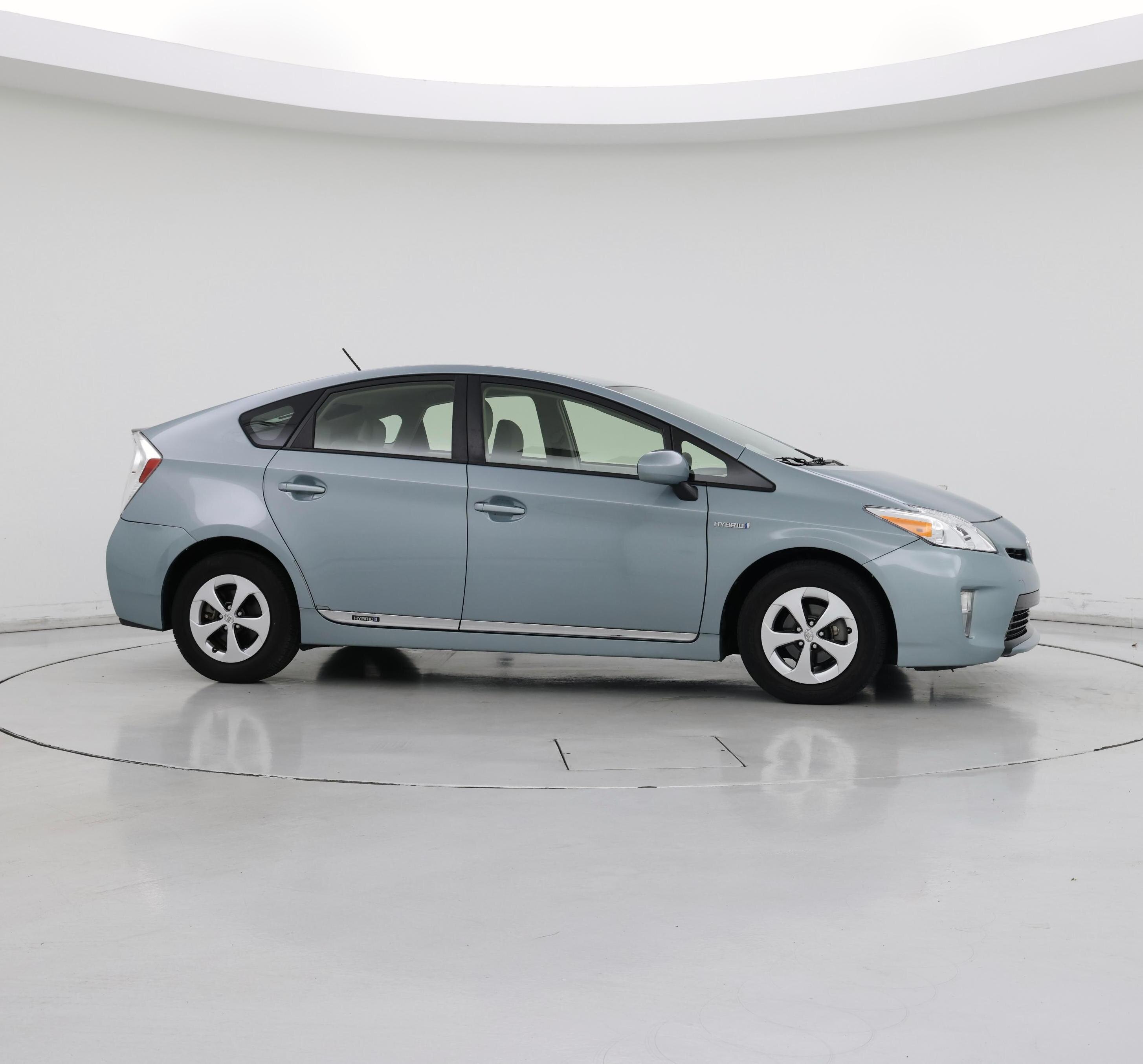 Thumbnail: 2015 Toyota Prius - 7