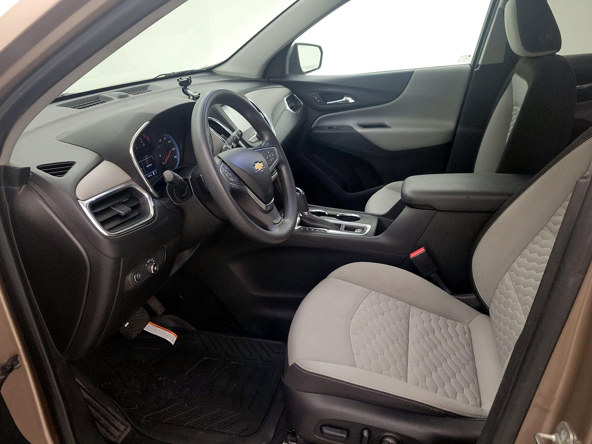 Thumbnail: 2018 Chevrolet Equinox - 11