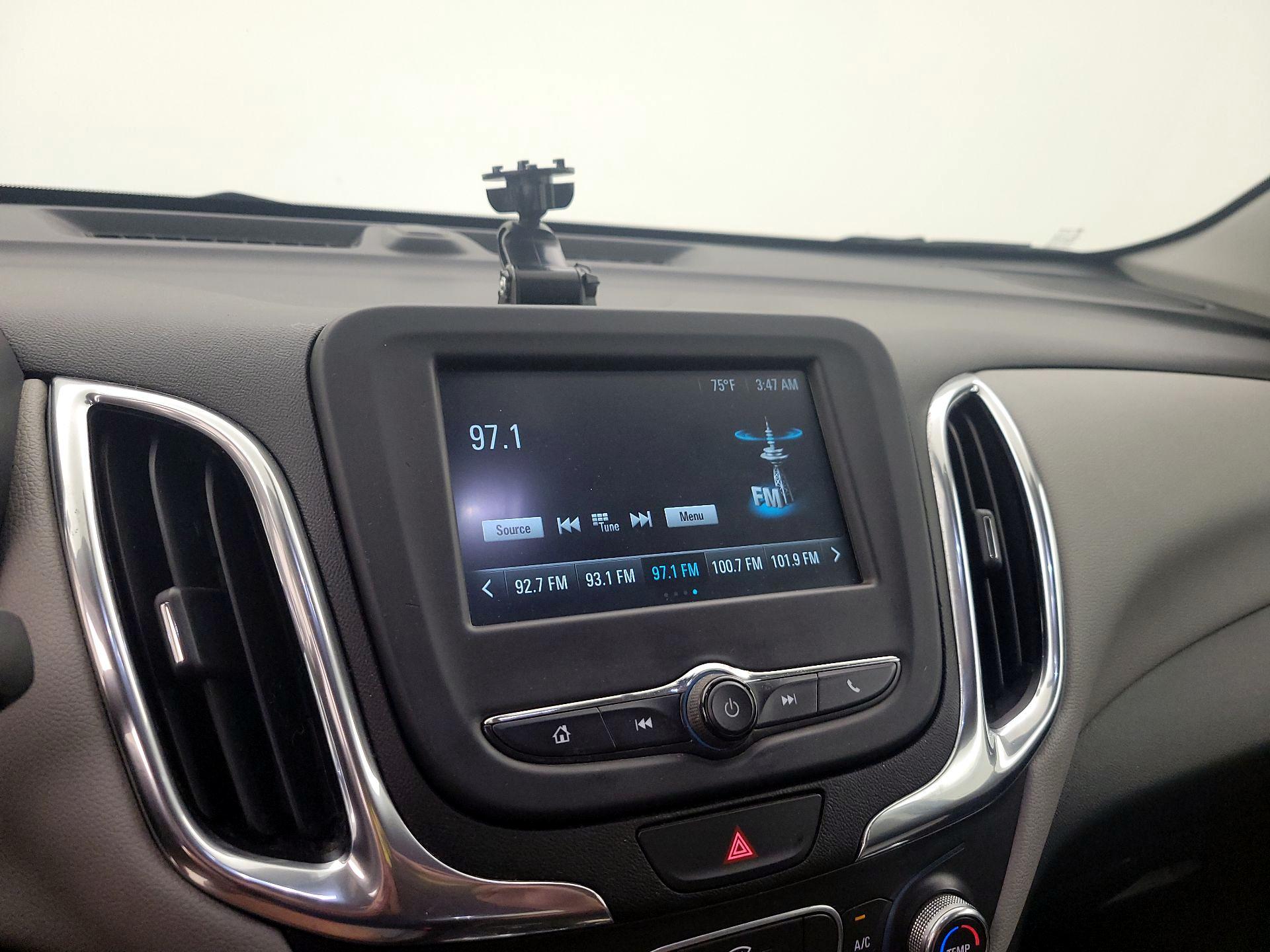 Thumbnail: 2018 Chevrolet Equinox - 15