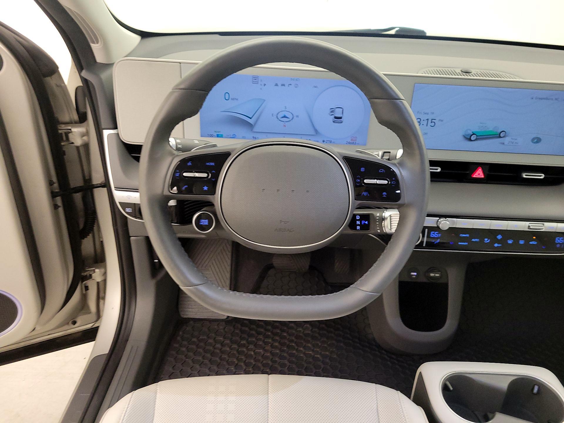 Thumbnail: 2023 Hyundai Ioniq 5 - 10