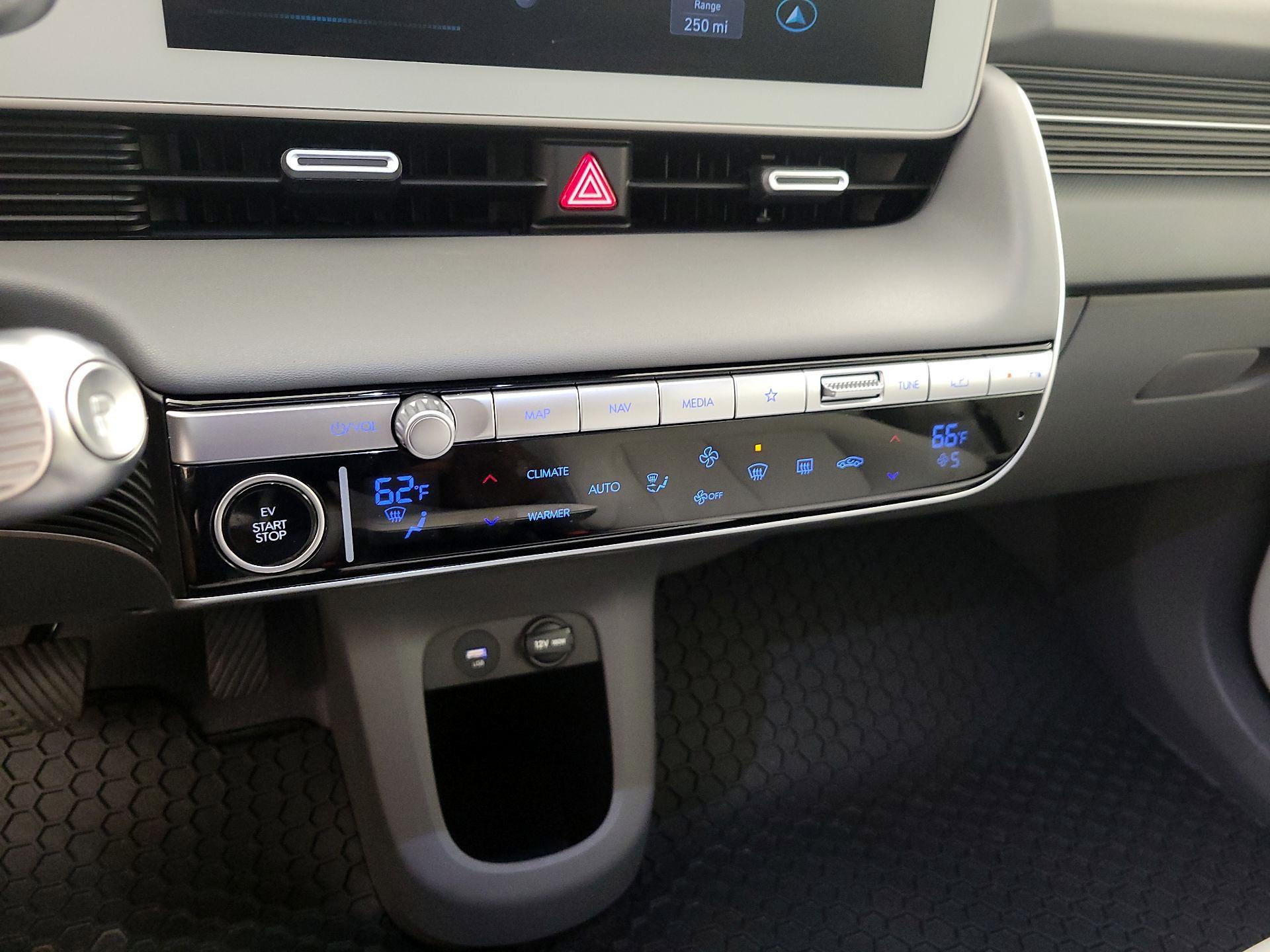 Thumbnail: 2023 Hyundai Ioniq 5 - 17