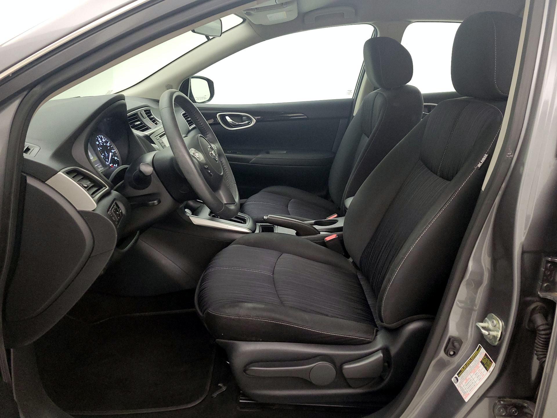 Thumbnail: 2017 Nissan Sentra - 11