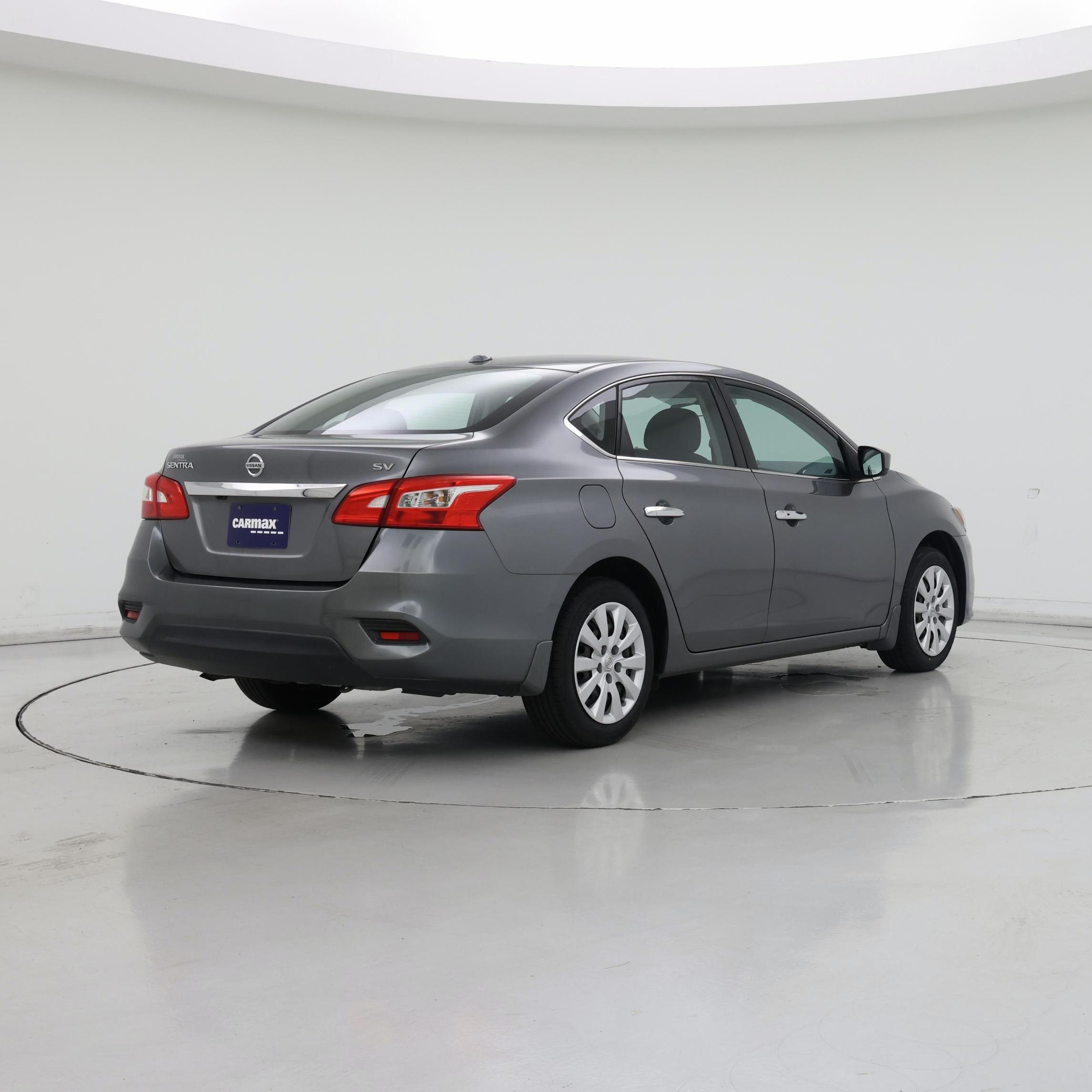 Thumbnail: 2017 Nissan Sentra - 8