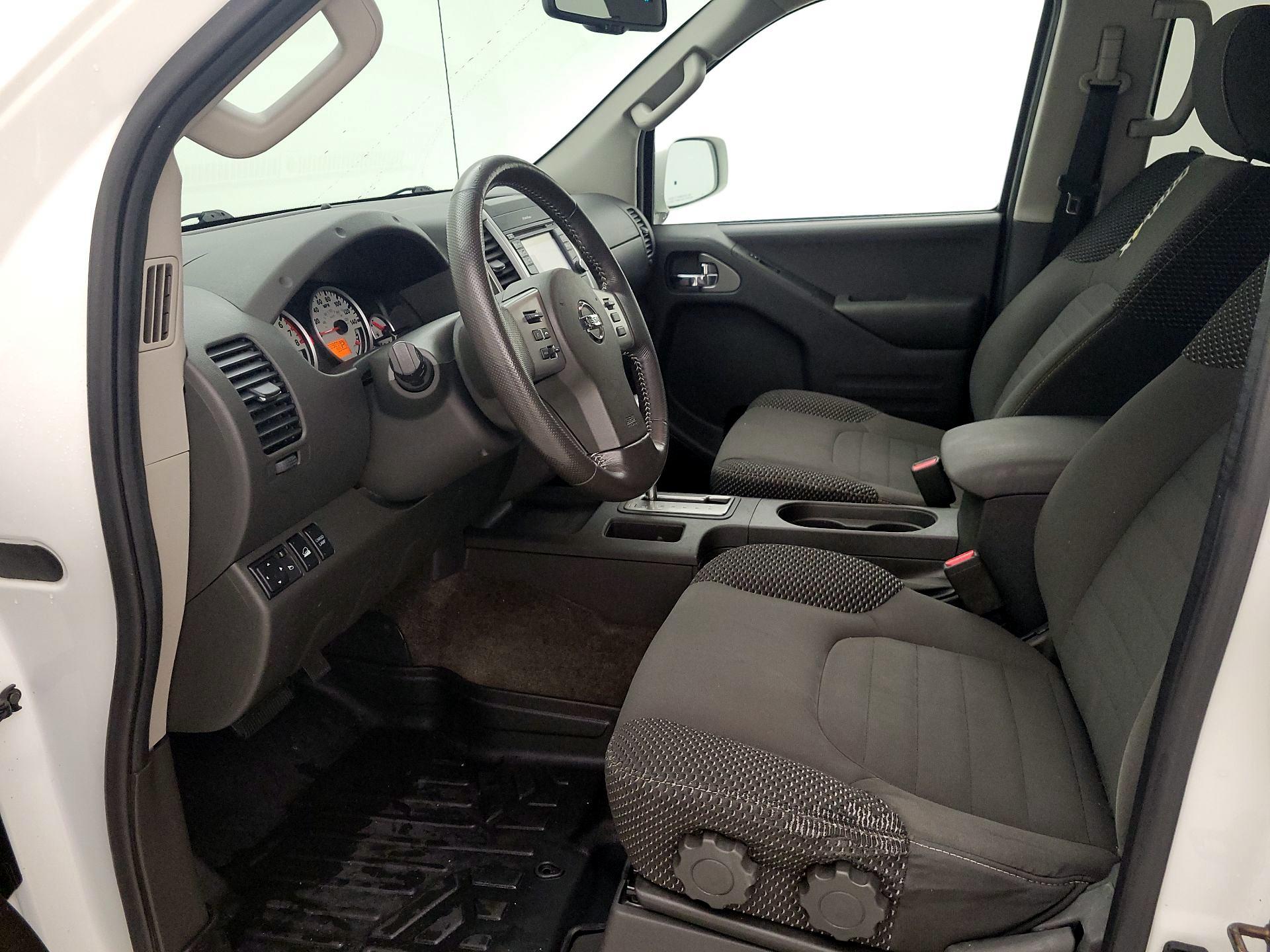 Thumbnail: 2015 Nissan Frontier - 11