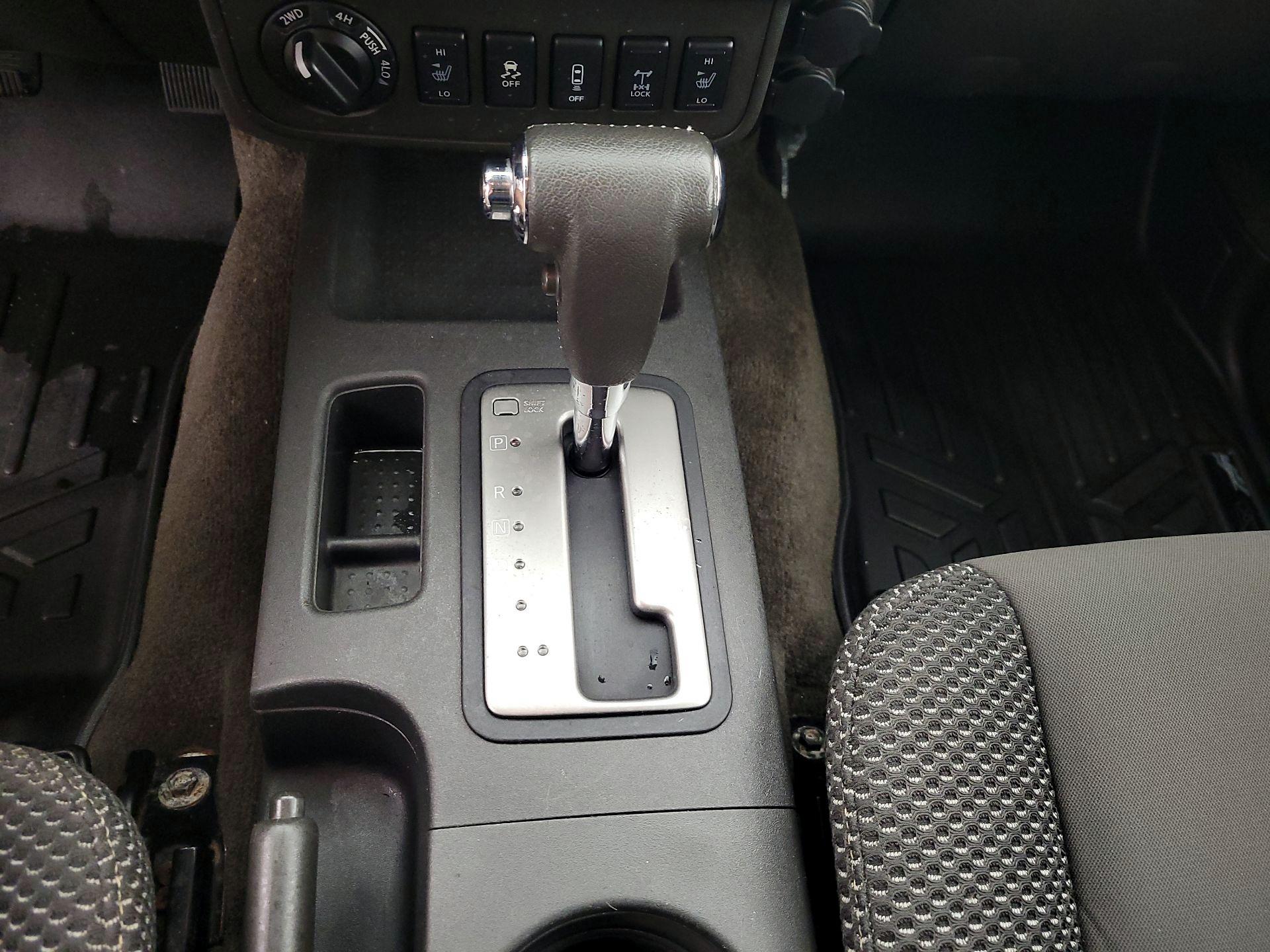 Thumbnail: 2015 Nissan Frontier - 18