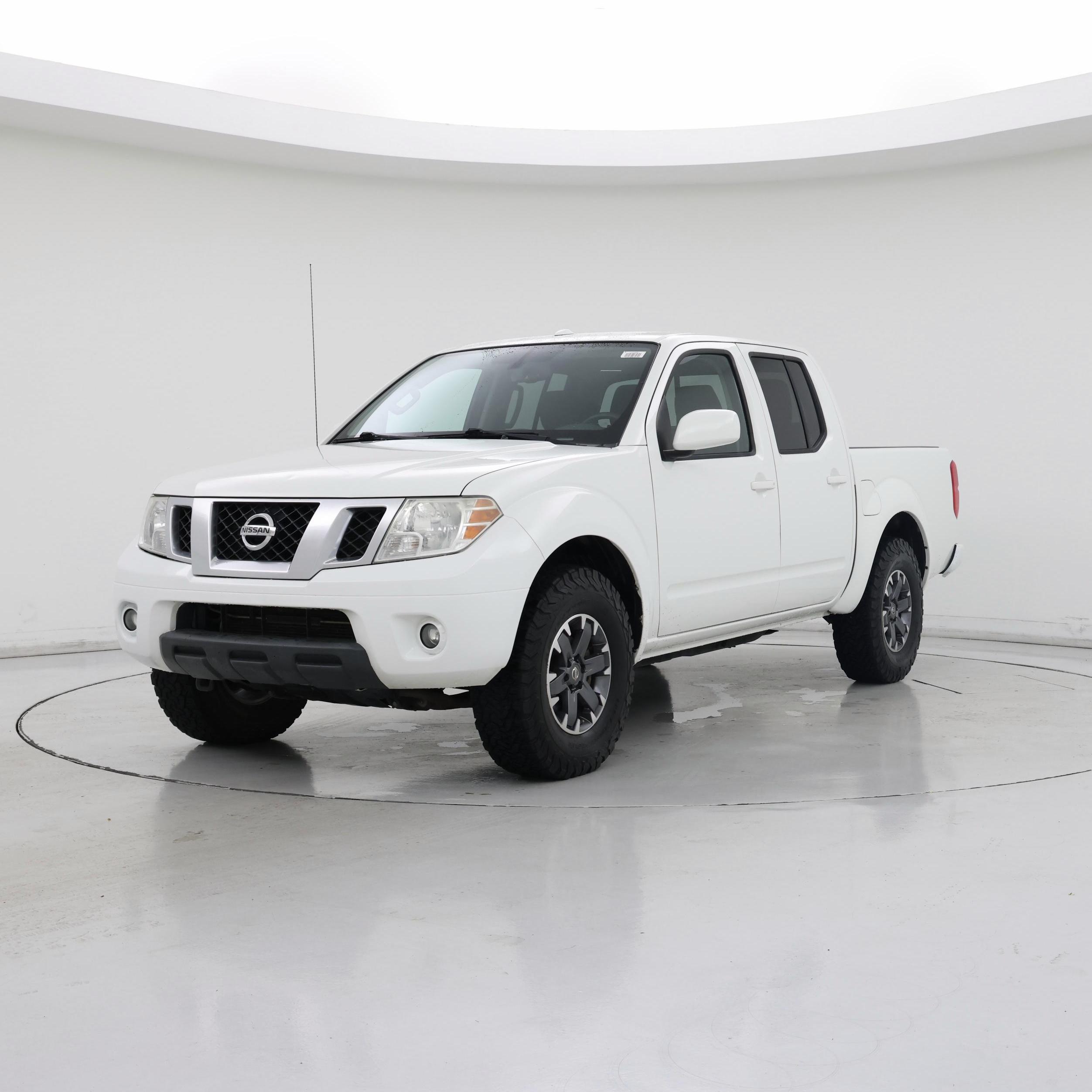 Thumbnail: 2015 Nissan Frontier - 4