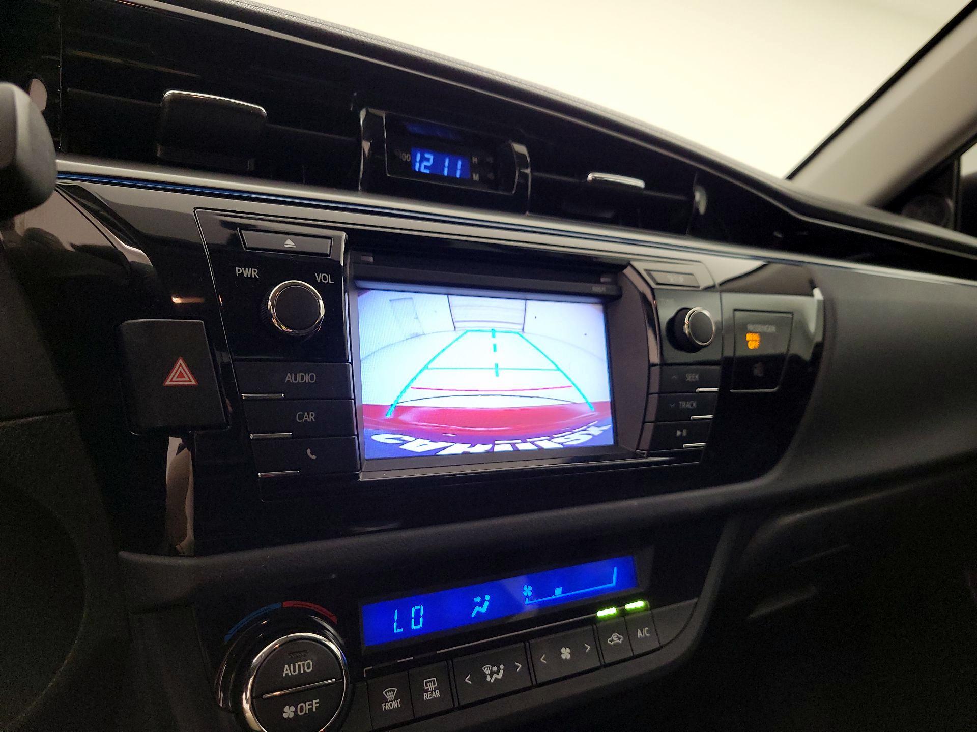 Thumbnail: 2016 Toyota Corolla - 14