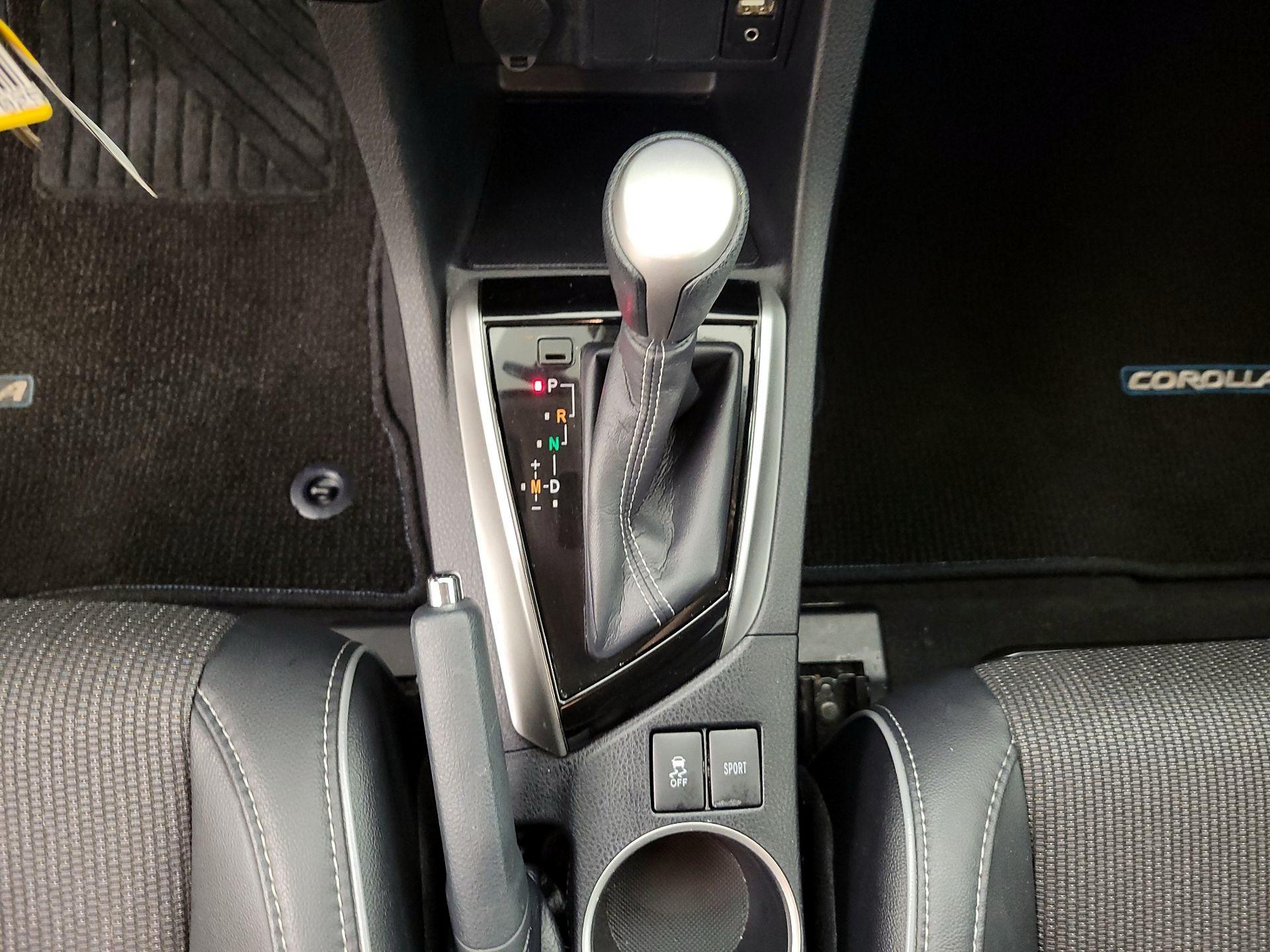 Thumbnail: 2016 Toyota Corolla - 17
