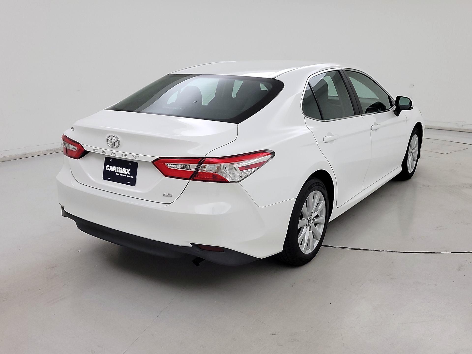 Thumbnail: 2018 Toyota Camry - 5
