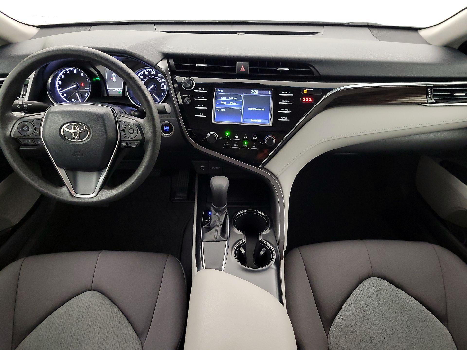 Thumbnail: 2018 Toyota Camry - 8