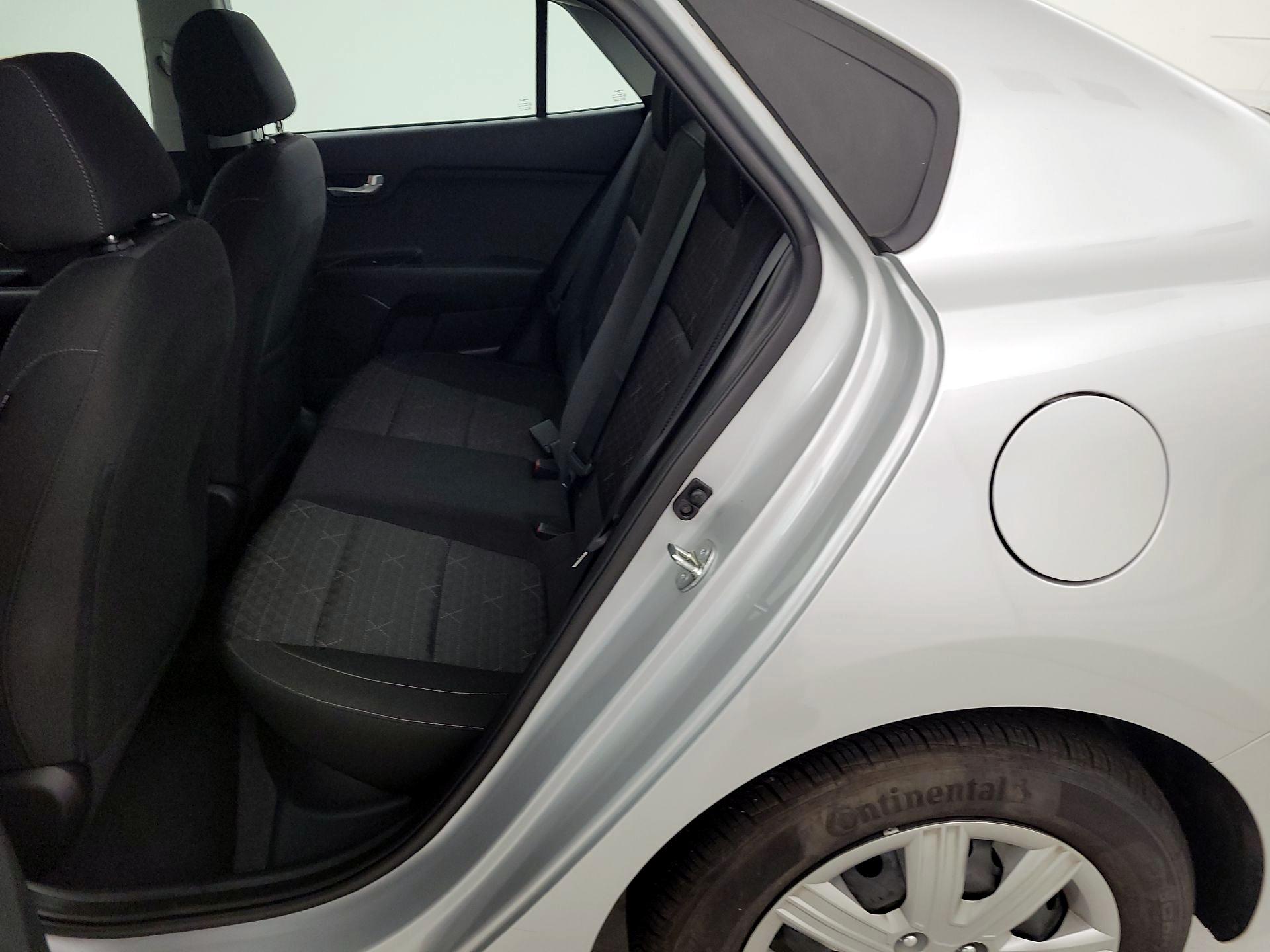 Thumbnail: 2023 Kia Rio - 19