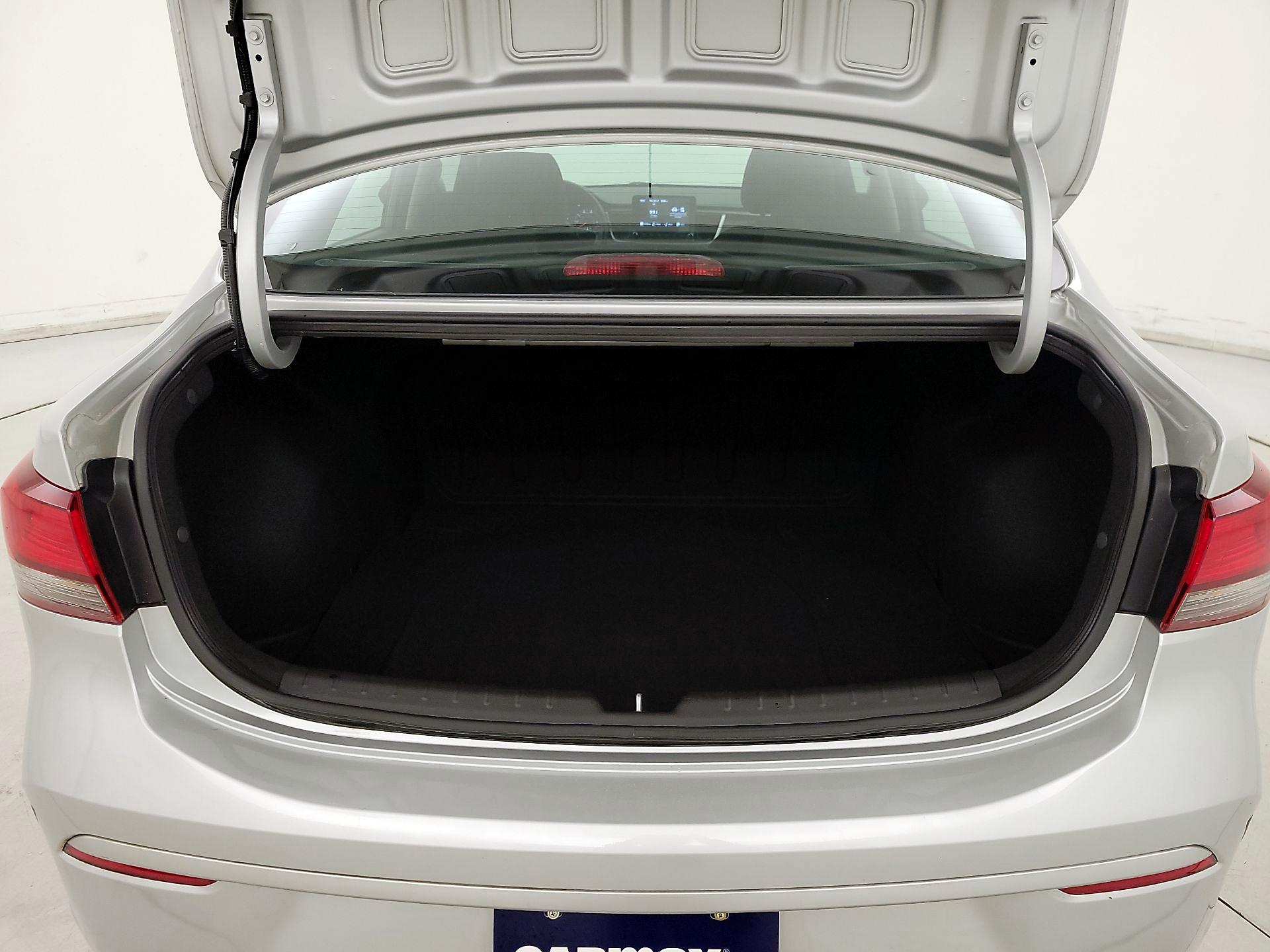 Thumbnail: 2023 Kia Rio - 20