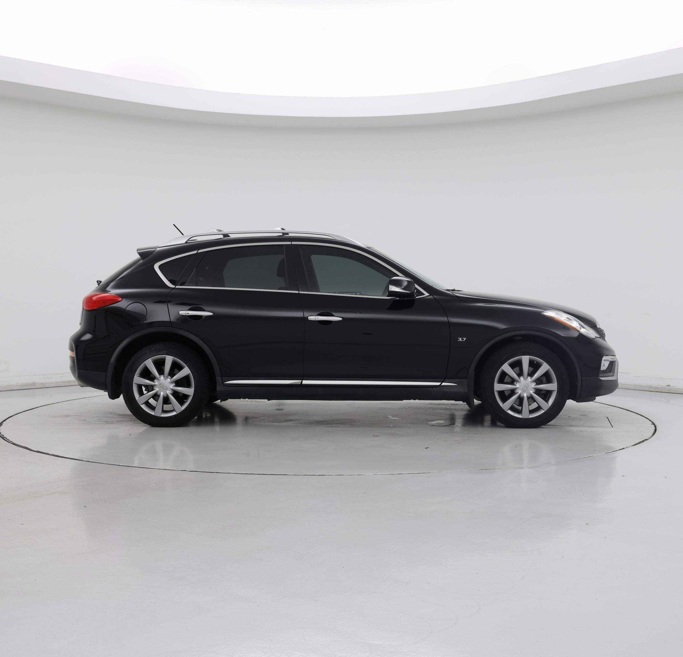 Thumbnail: 2017 INFINITI QX50 - 7