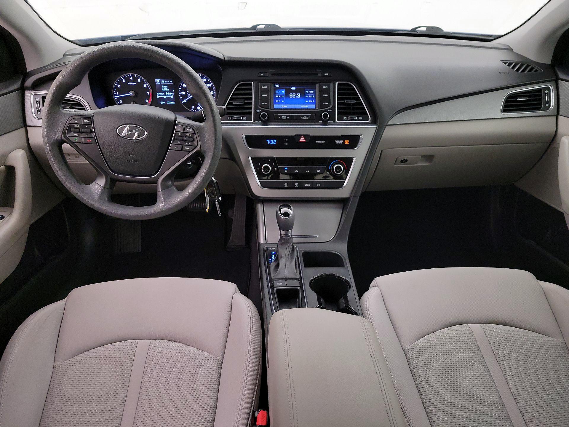 Thumbnail: 2015 Hyundai Sonata - 9