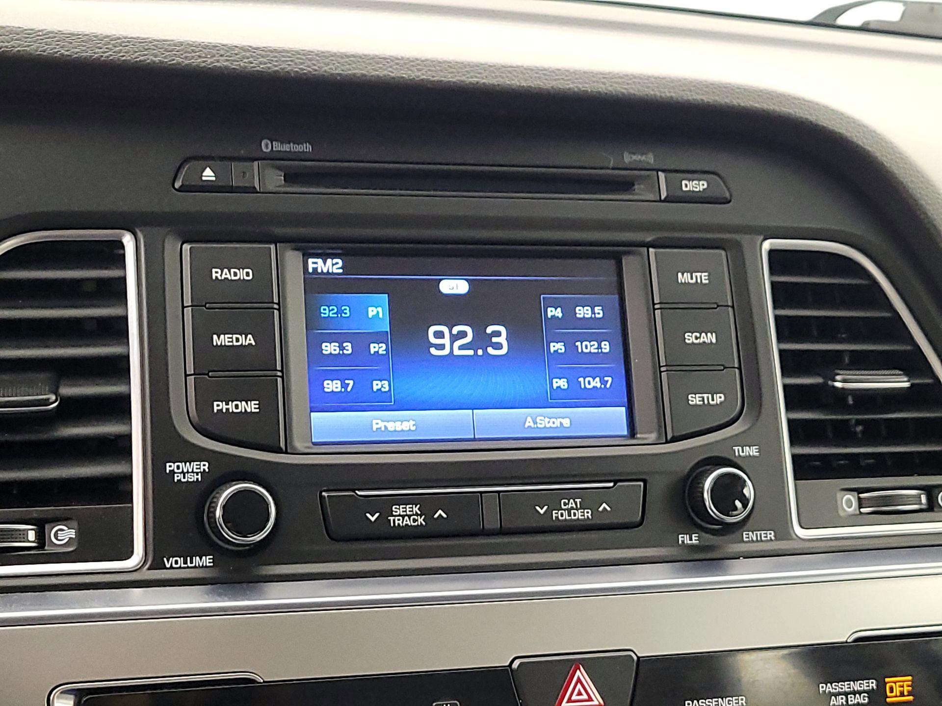 Thumbnail: 2015 Hyundai Sonata - 15