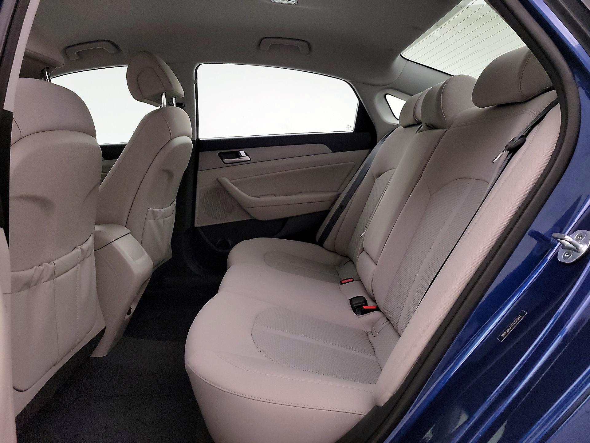 Thumbnail: 2015 Hyundai Sonata - 19