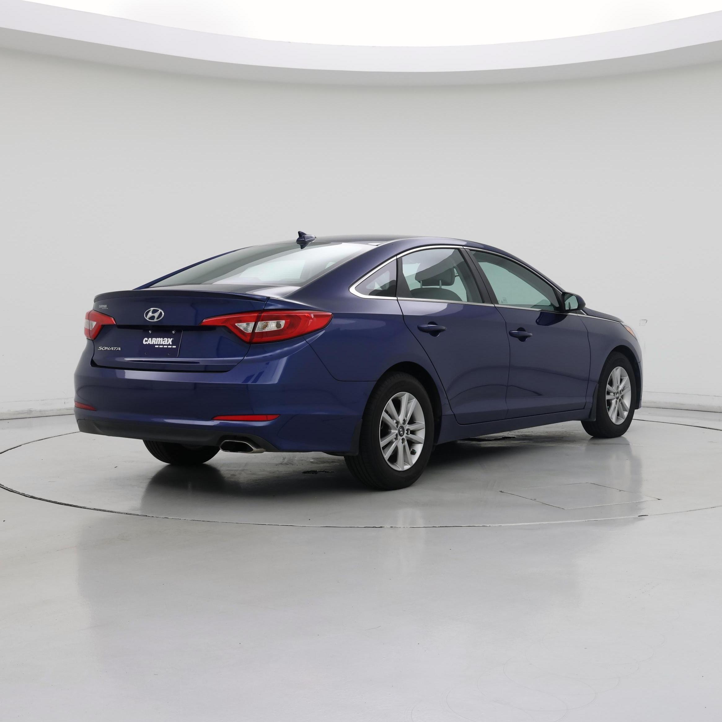 Thumbnail: 2015 Hyundai Sonata - 8