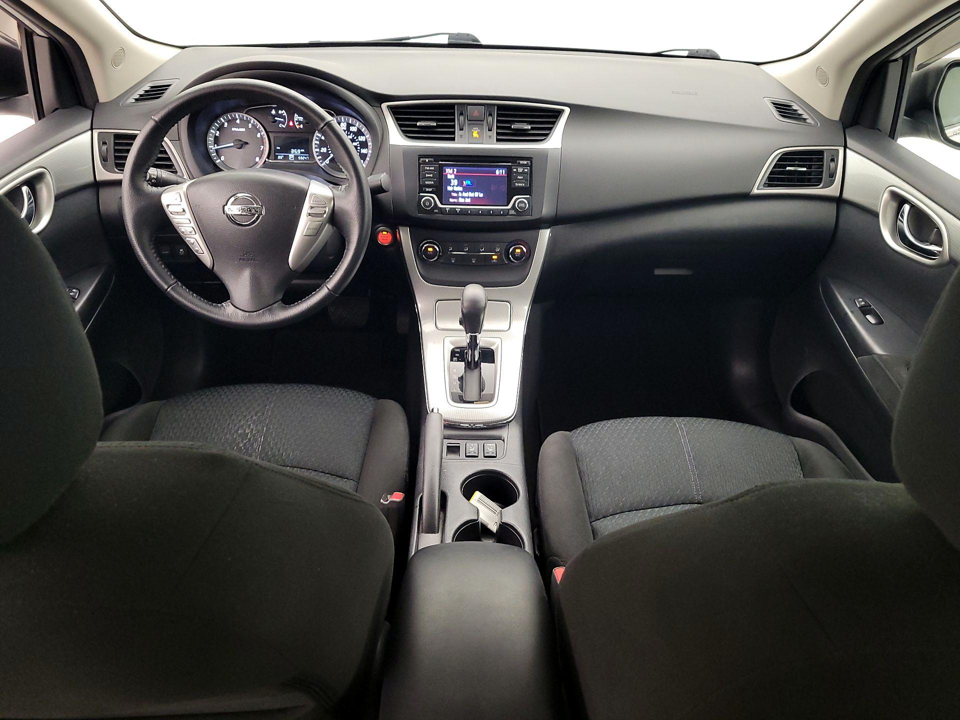 Thumbnail: 2015 Nissan Sentra - 9