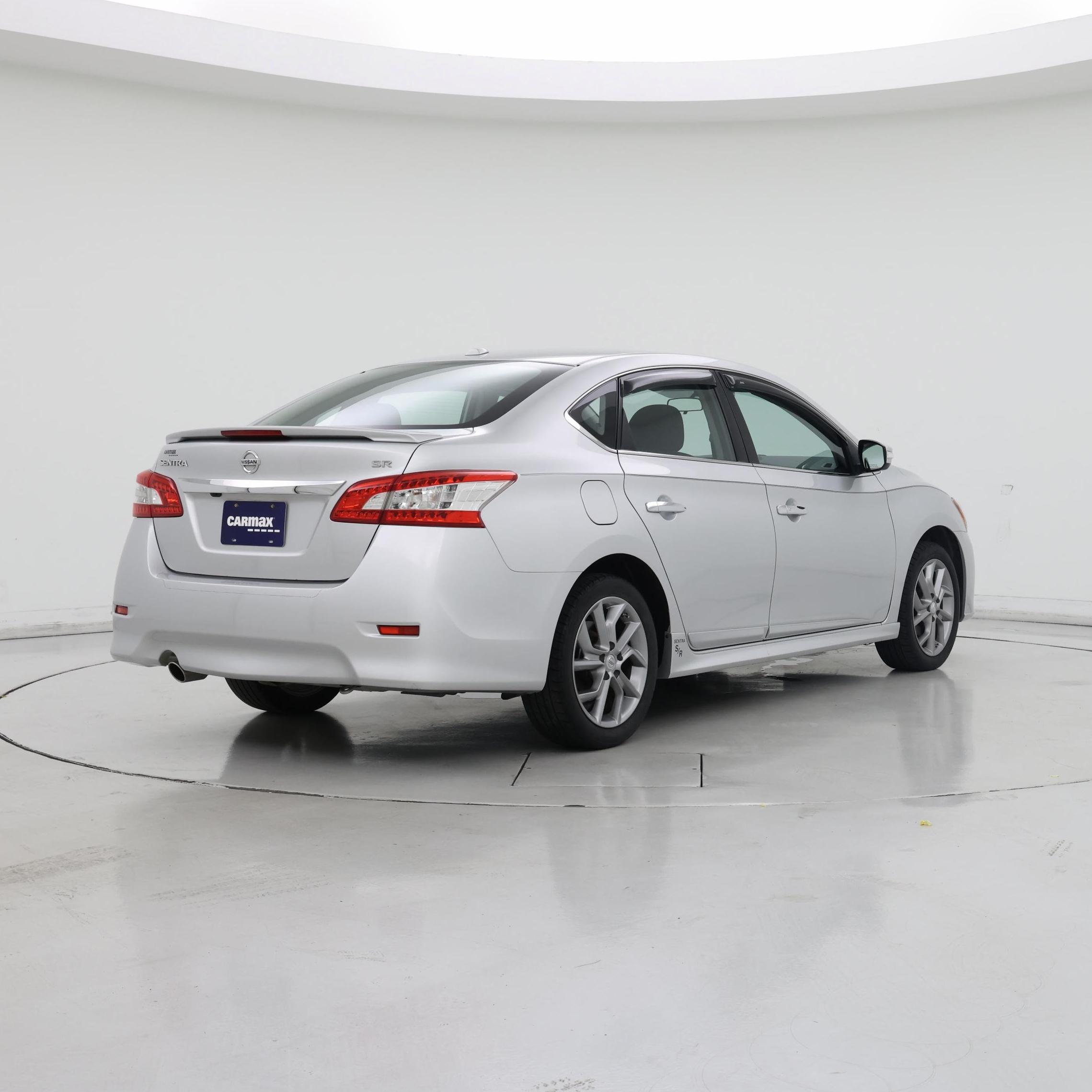 Thumbnail: 2015 Nissan Sentra - 8