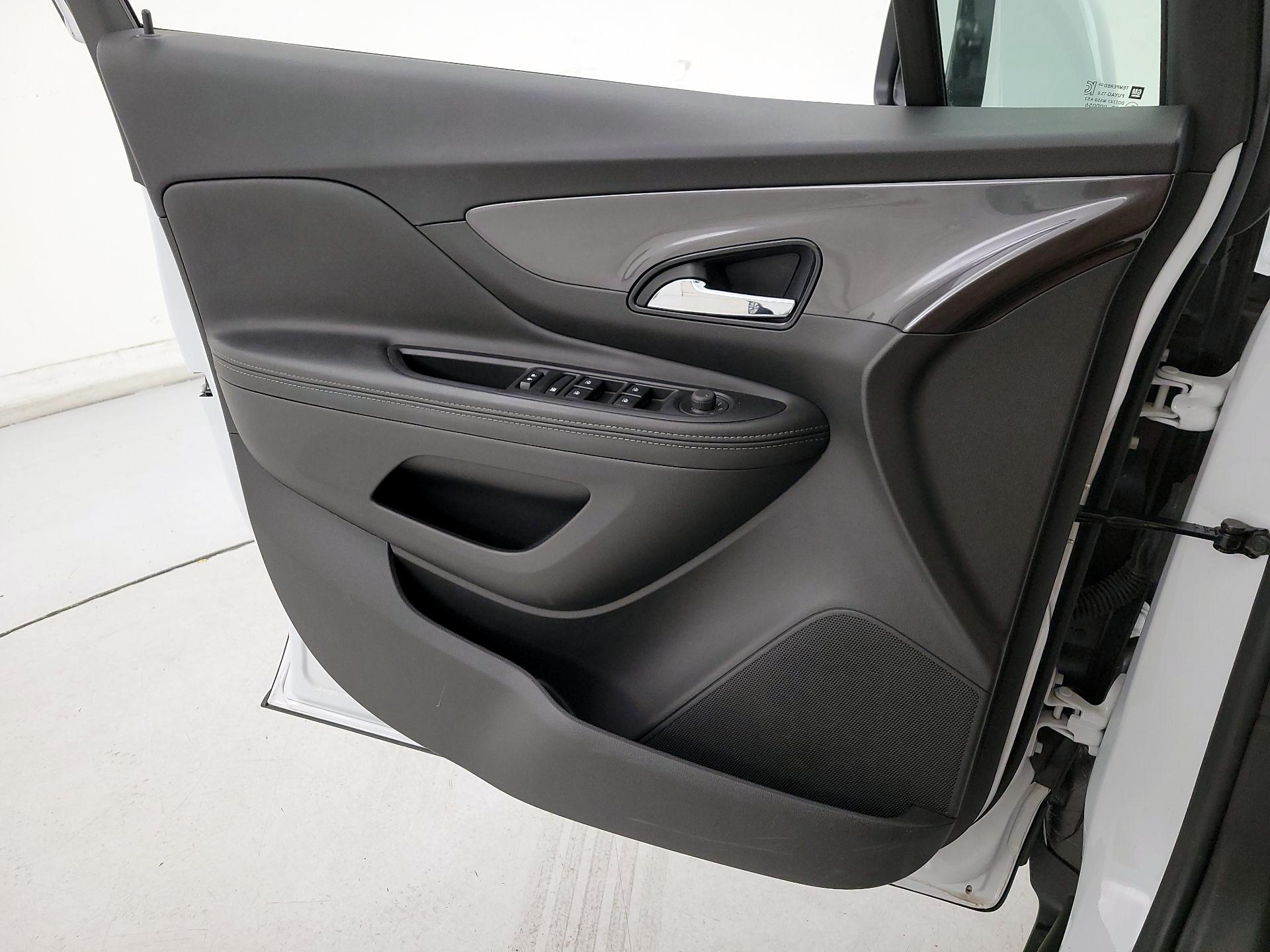 Thumbnail: 2021 Buick Encore - 12