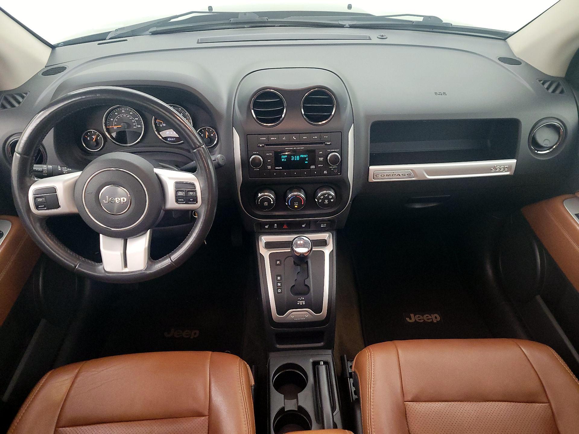Thumbnail: 2017 Jeep Compass - 9