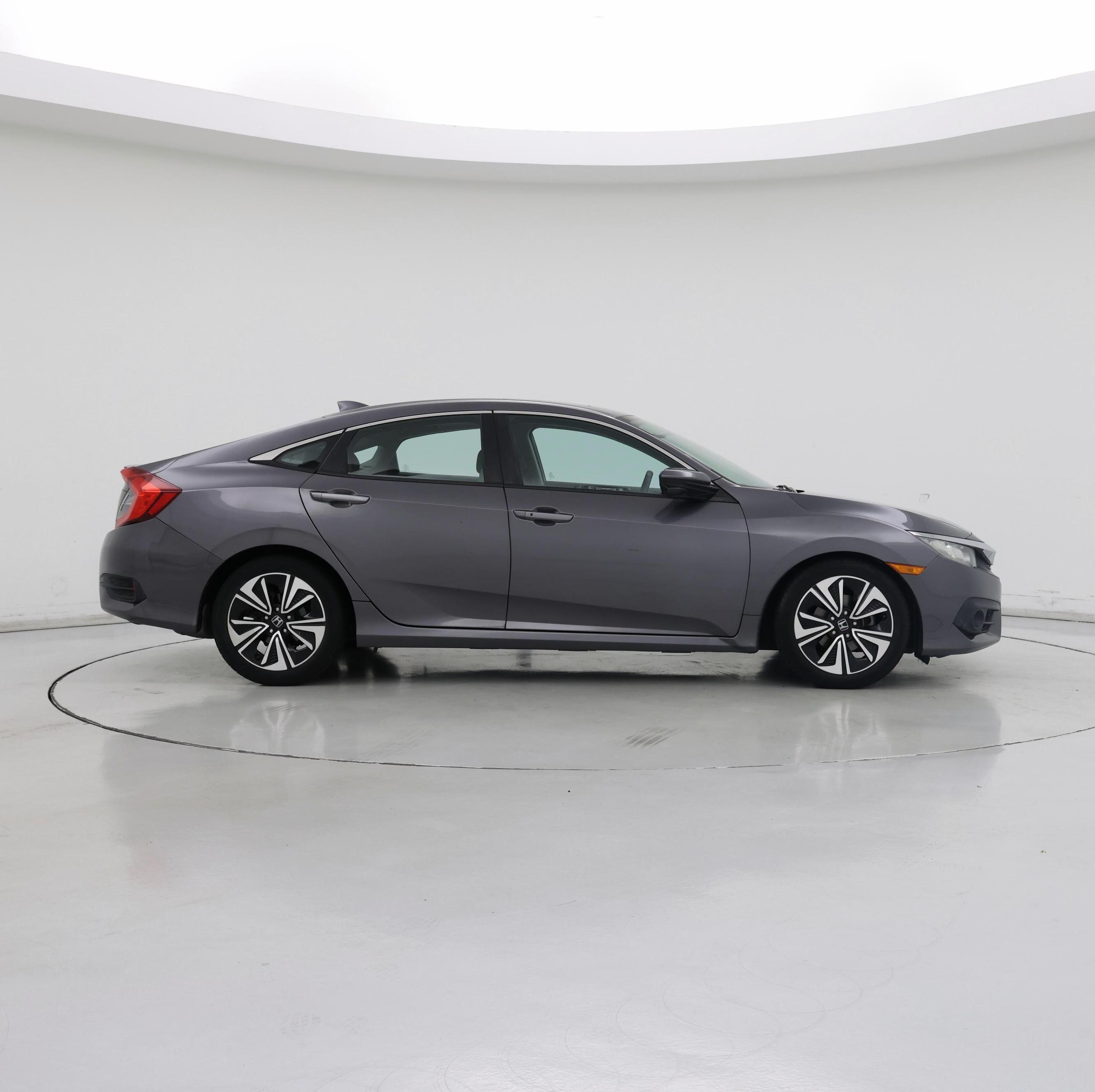 Thumbnail: 2016 Honda Civic - 7
