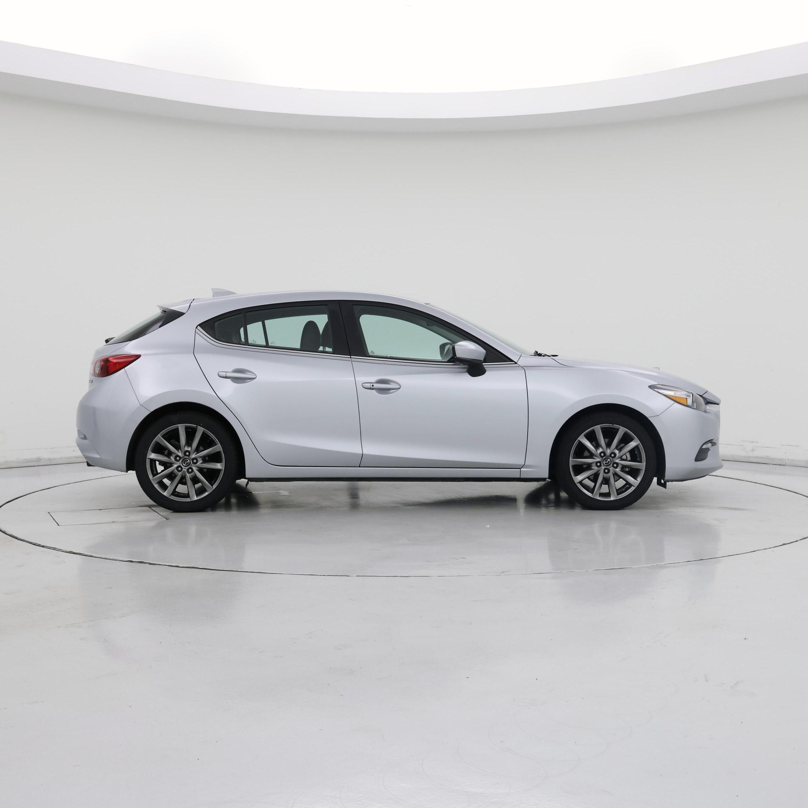 Thumbnail: 2018 Mazda Mazda3 - 7