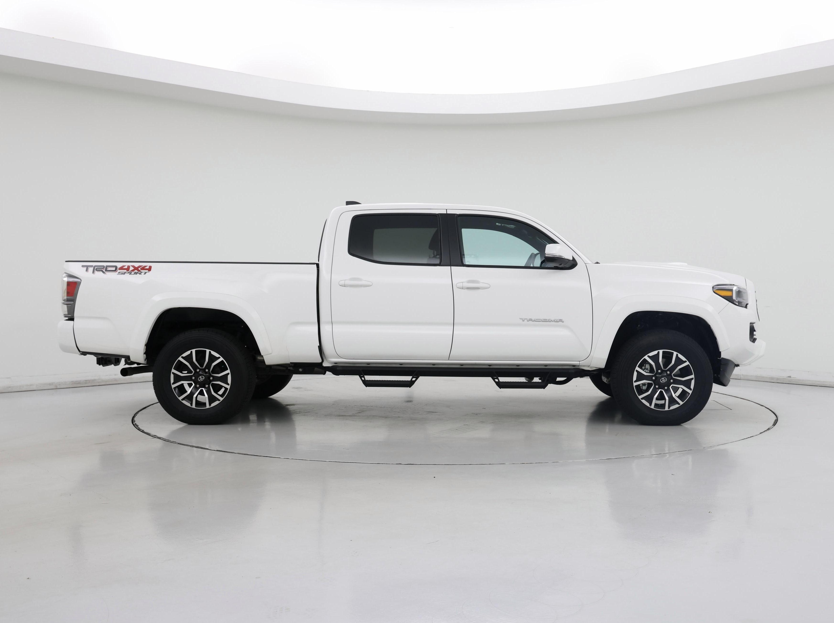 Thumbnail: 2023 Toyota Tacoma - 7
