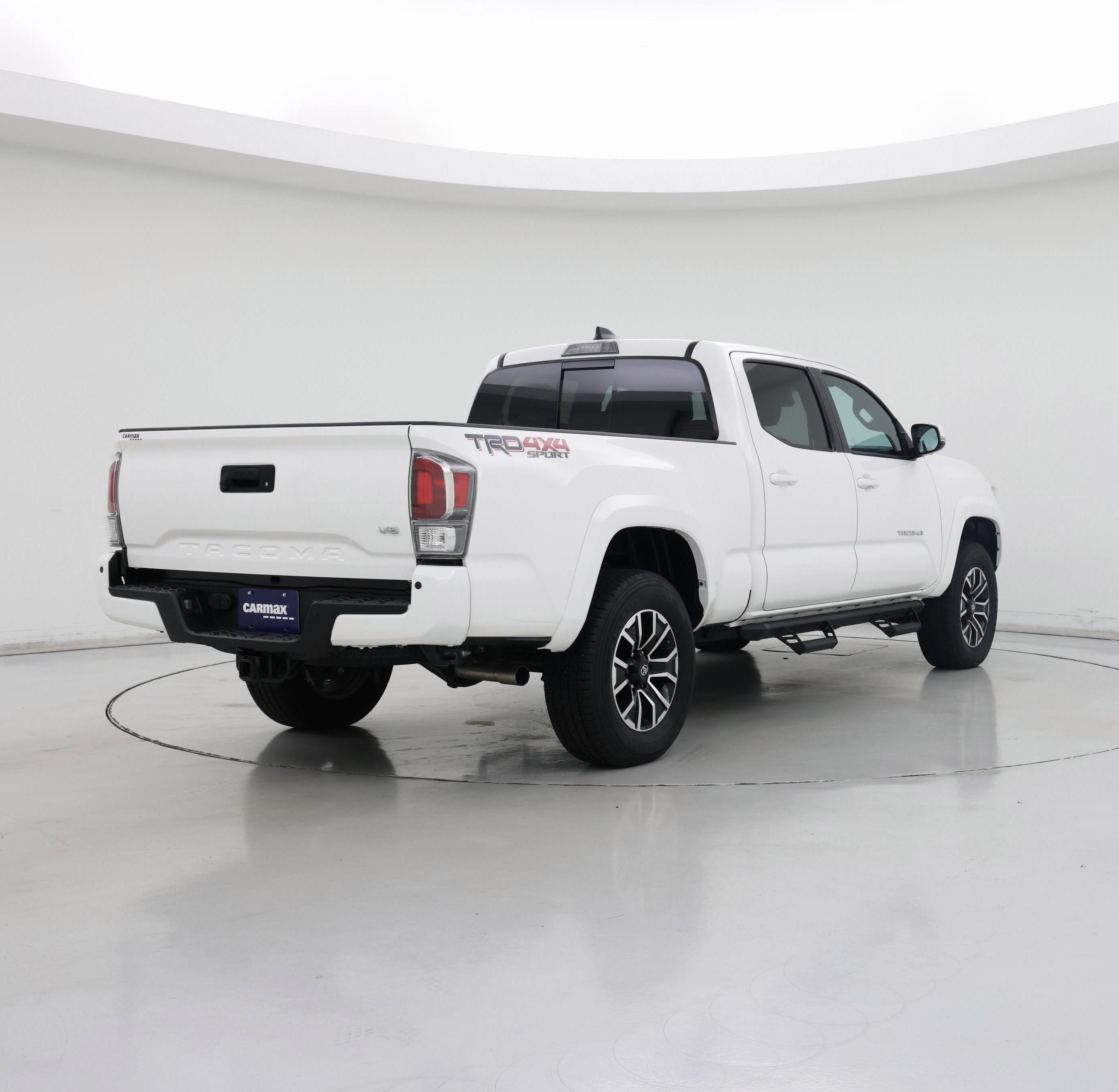 Thumbnail: 2023 Toyota Tacoma - 8