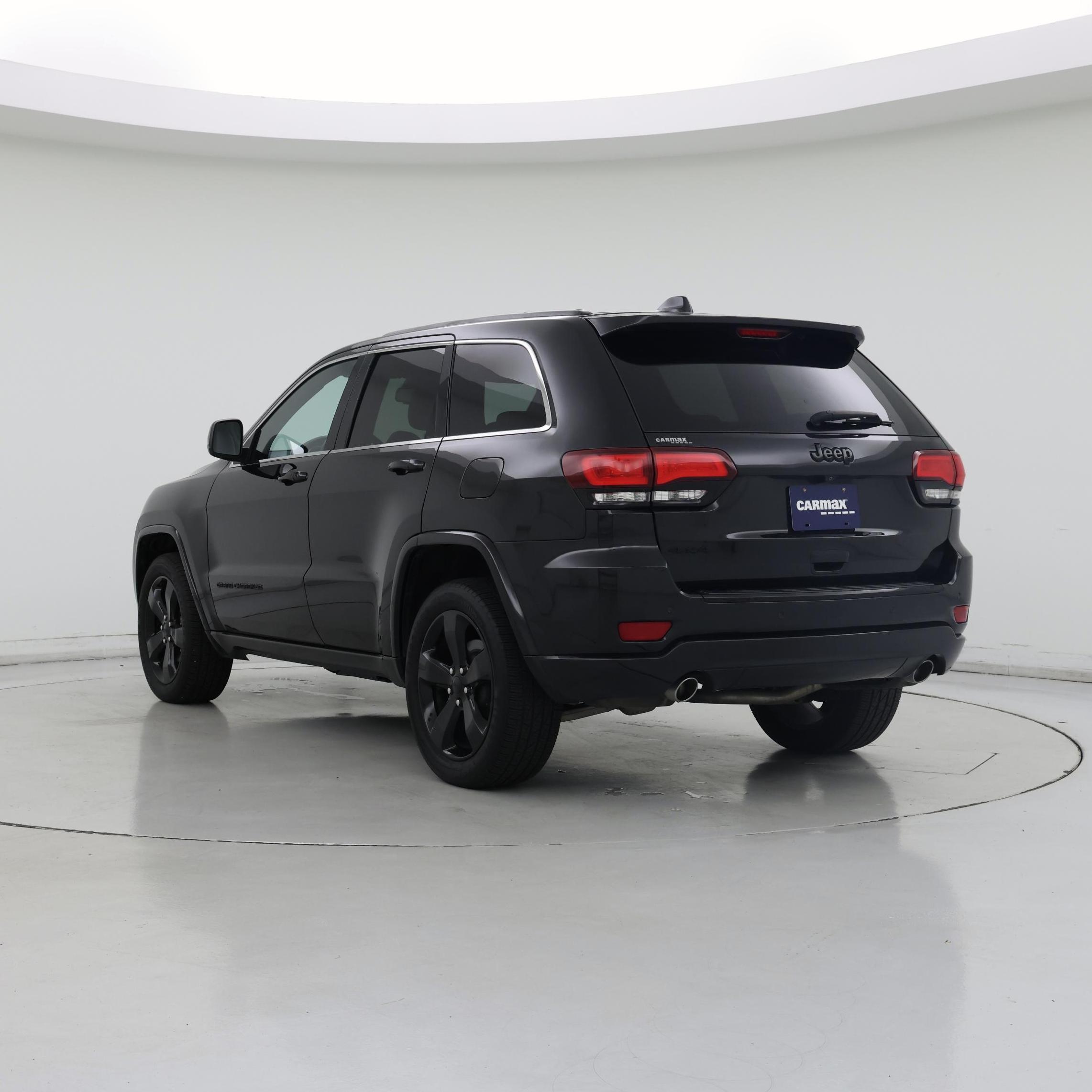 Thumbnail: 2015 Jeep Grand Cherokee - 2