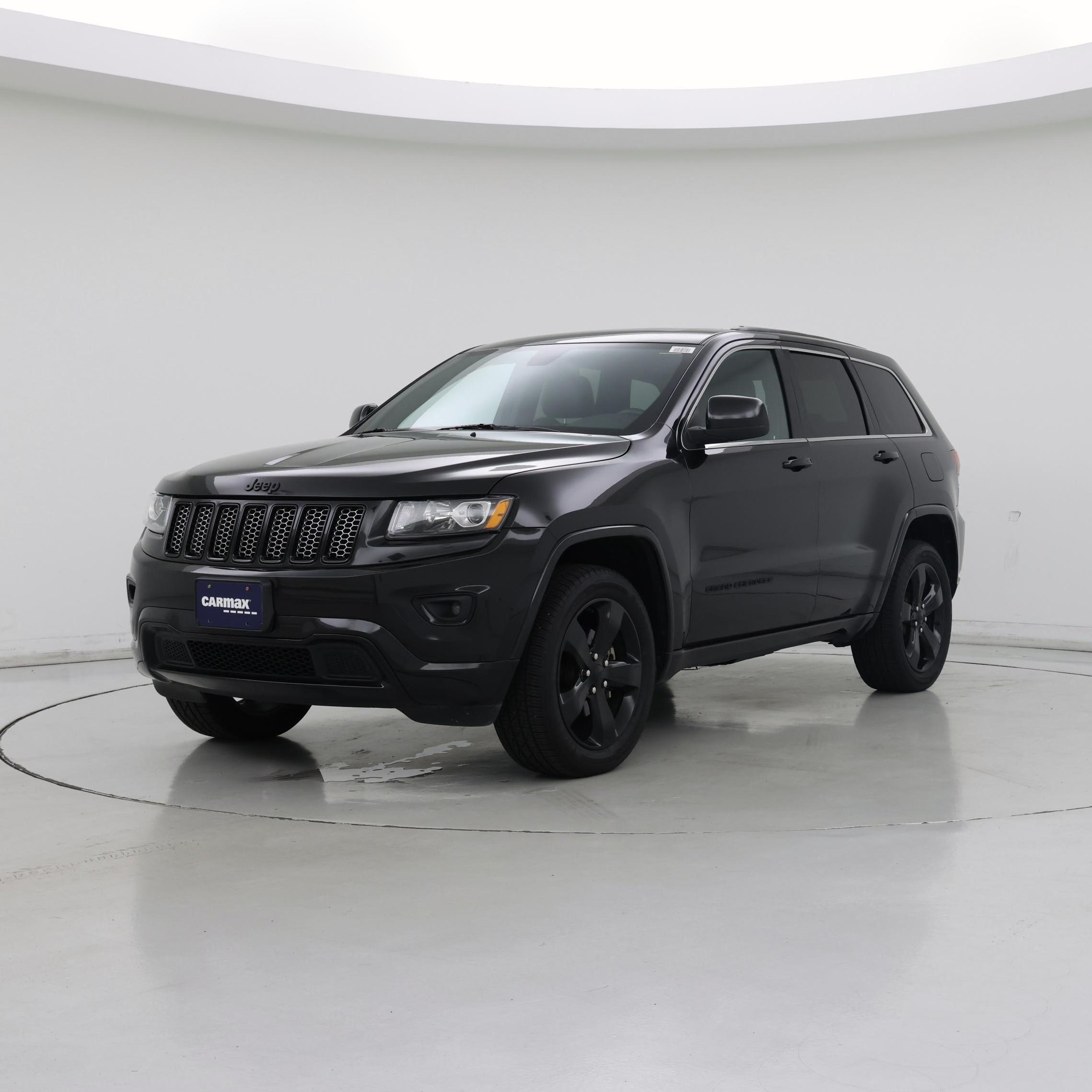 Thumbnail: 2015 Jeep Grand Cherokee - 4