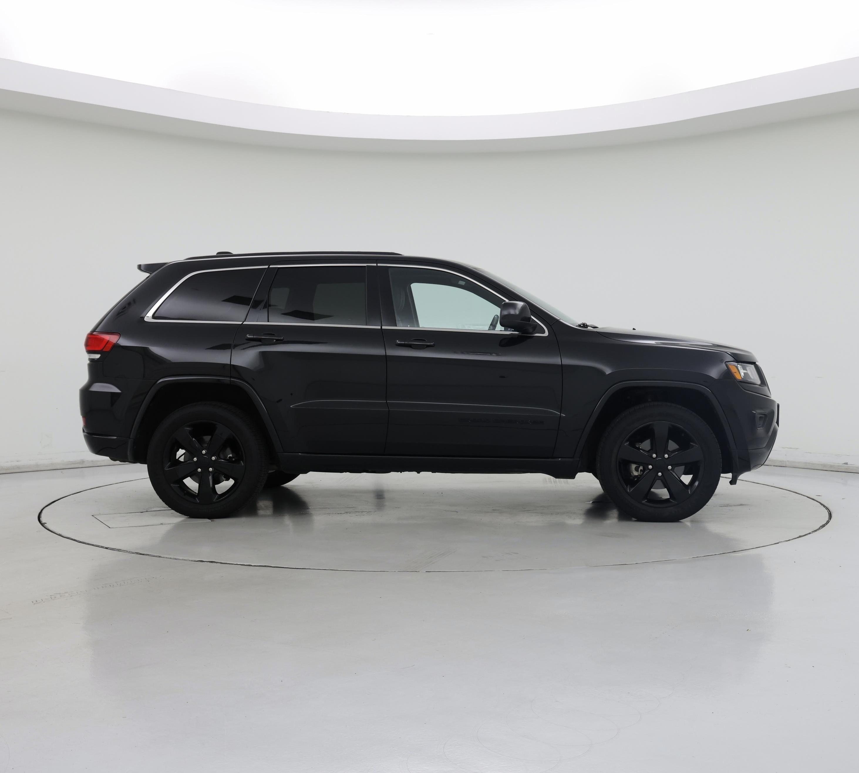 Thumbnail: 2015 Jeep Grand Cherokee - 7