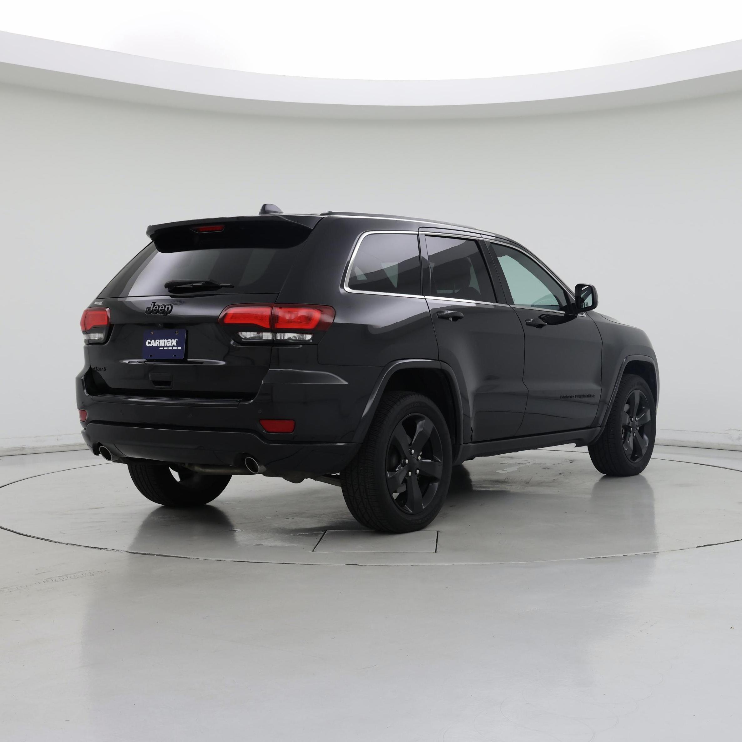 Thumbnail: 2015 Jeep Grand Cherokee - 8