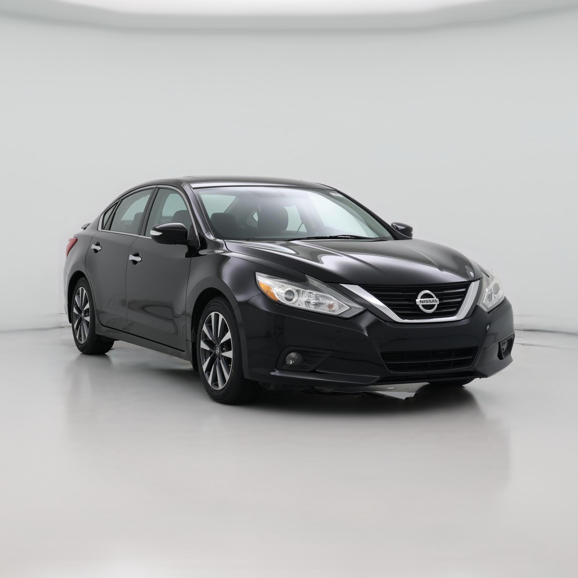 Thumbnail: 2016 Nissan Altima - 1