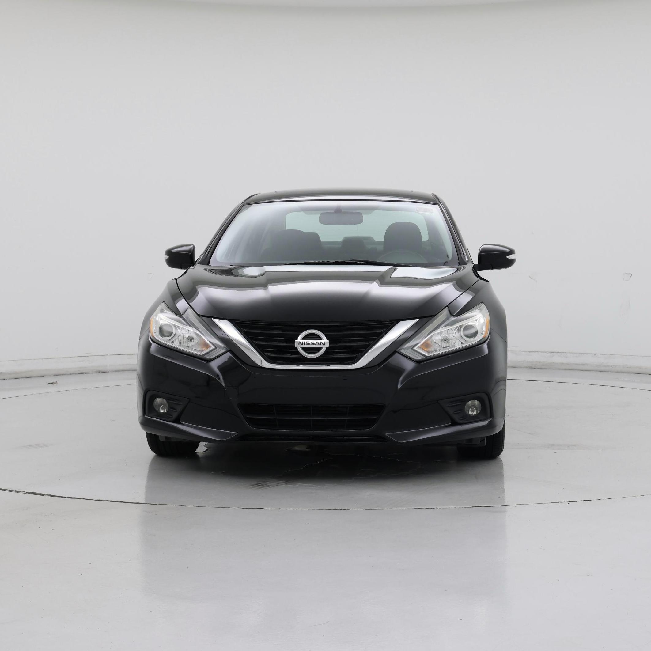 Thumbnail: 2016 Nissan Altima - 5