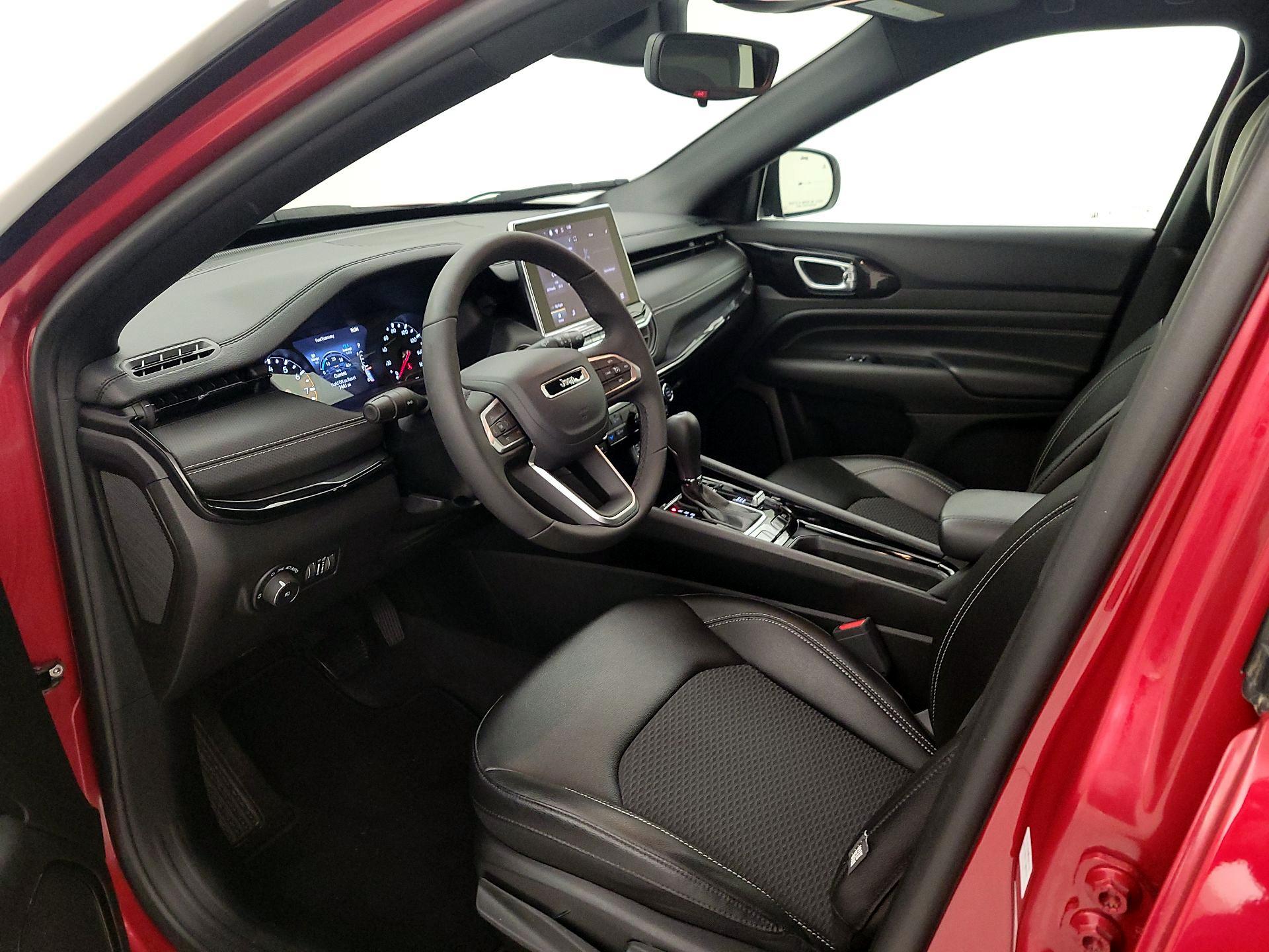 Thumbnail: 2024 Jeep Compass - 11