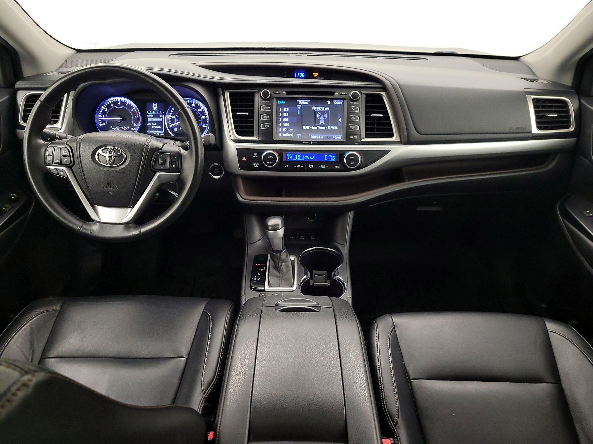 Thumbnail: 2014 Toyota Highlander - 9